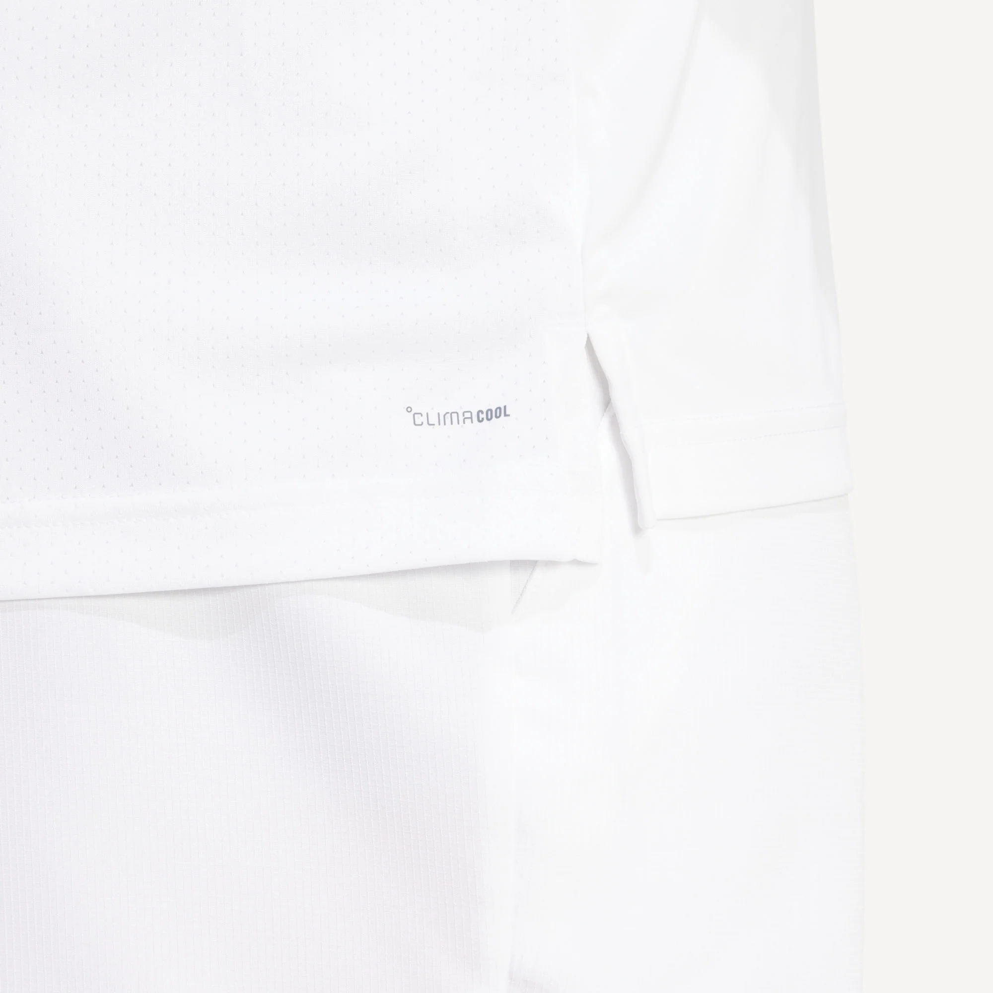 adidas Club Men's Tennis Shirt - Image 4