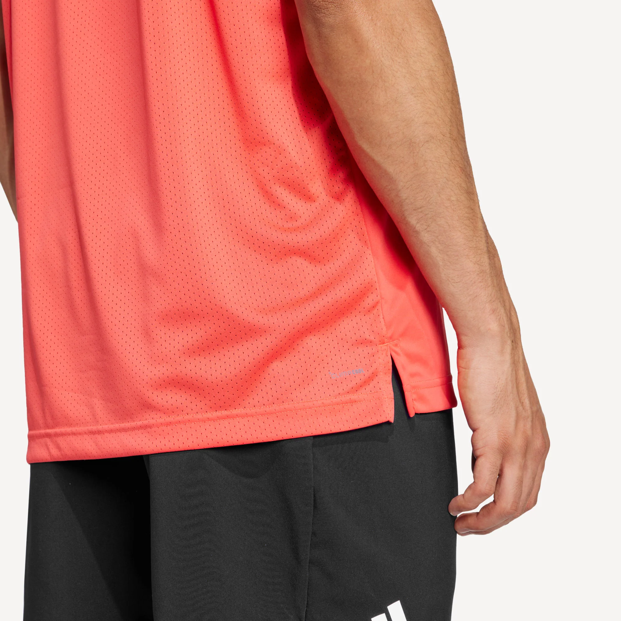 adidas Club Men's Tennis Shirt - Image 4