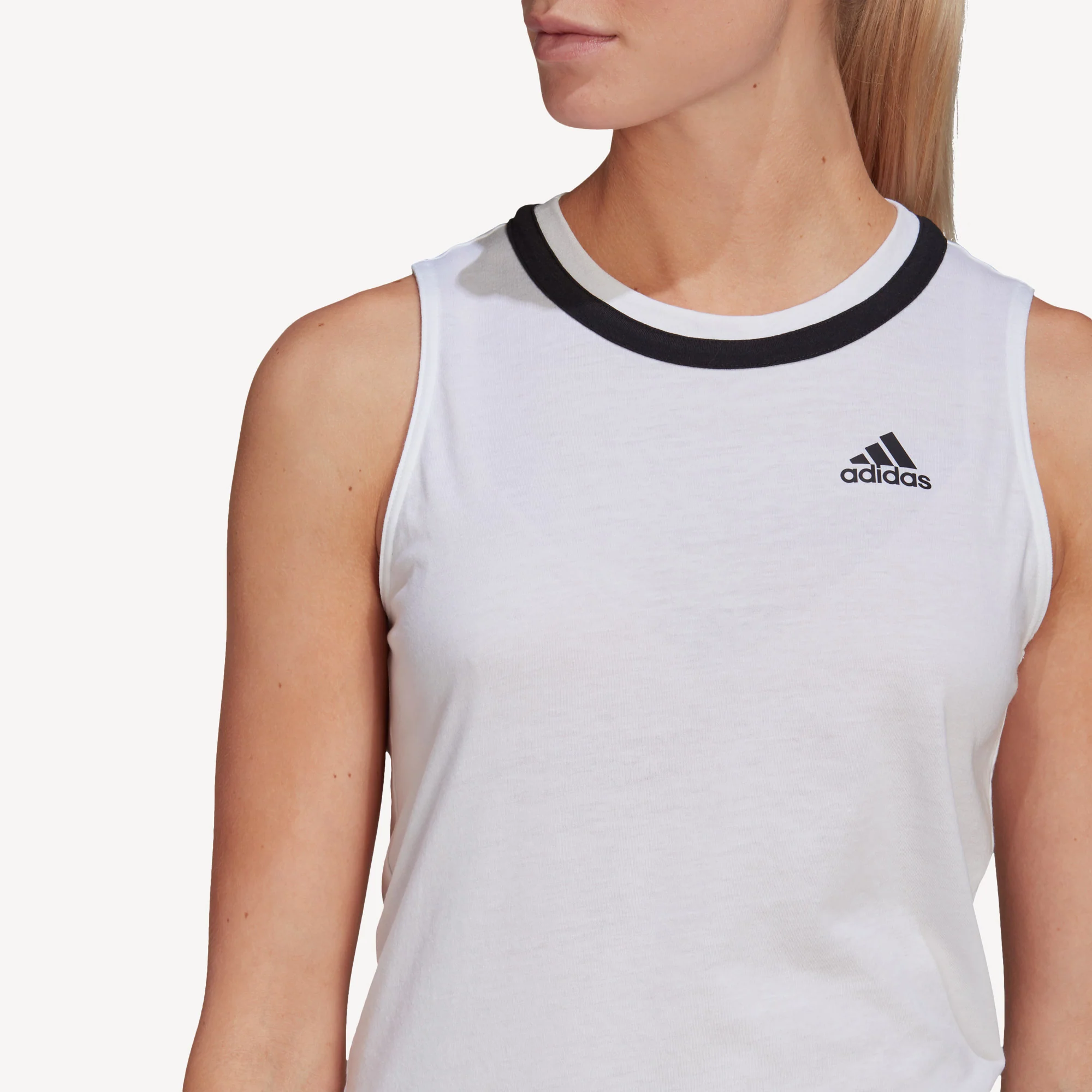 adidas Club Women's Knotted Tennis Tank - Image 4