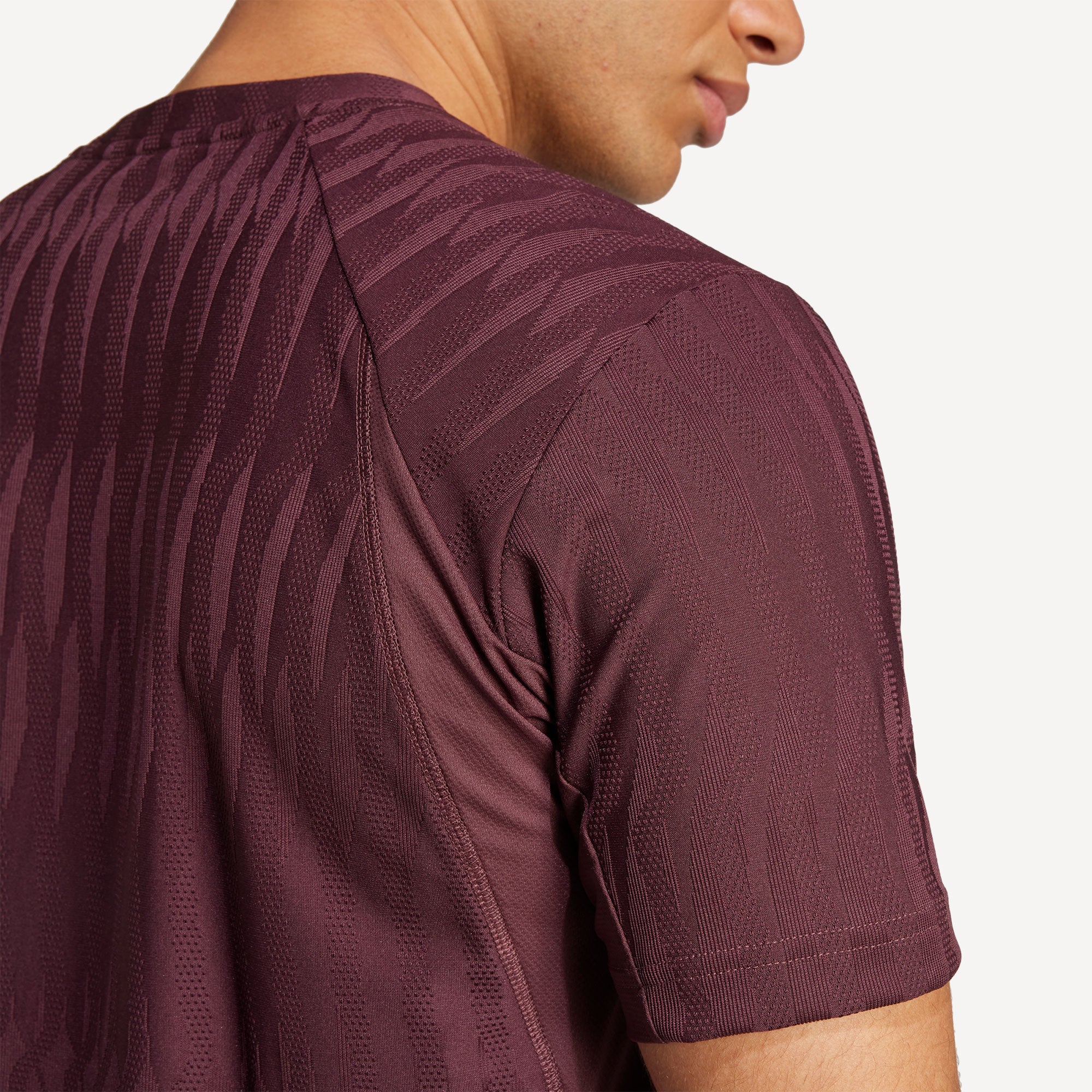 adidas Gameset Men's Freelift Tennis Shirt - Image 5