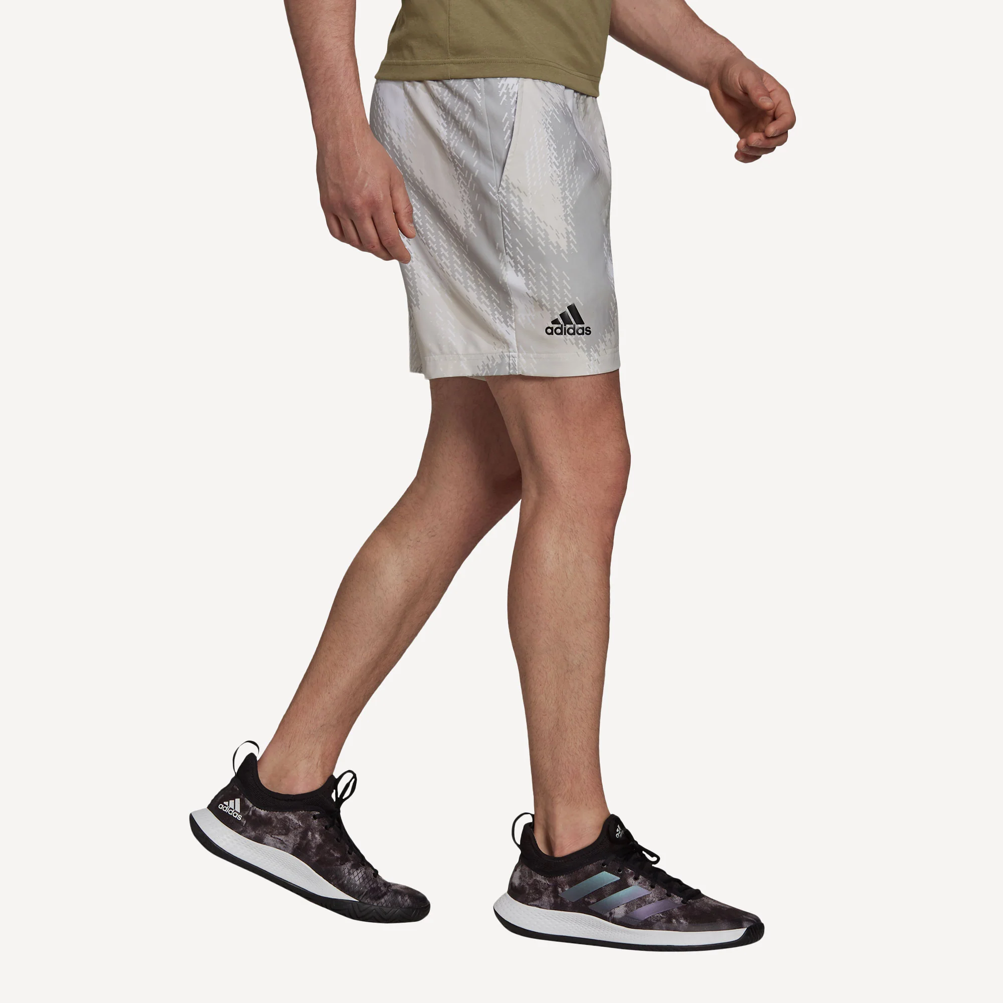 adidas Primeblue Men's Printed 7-Inch Tennis Shorts - Image 3