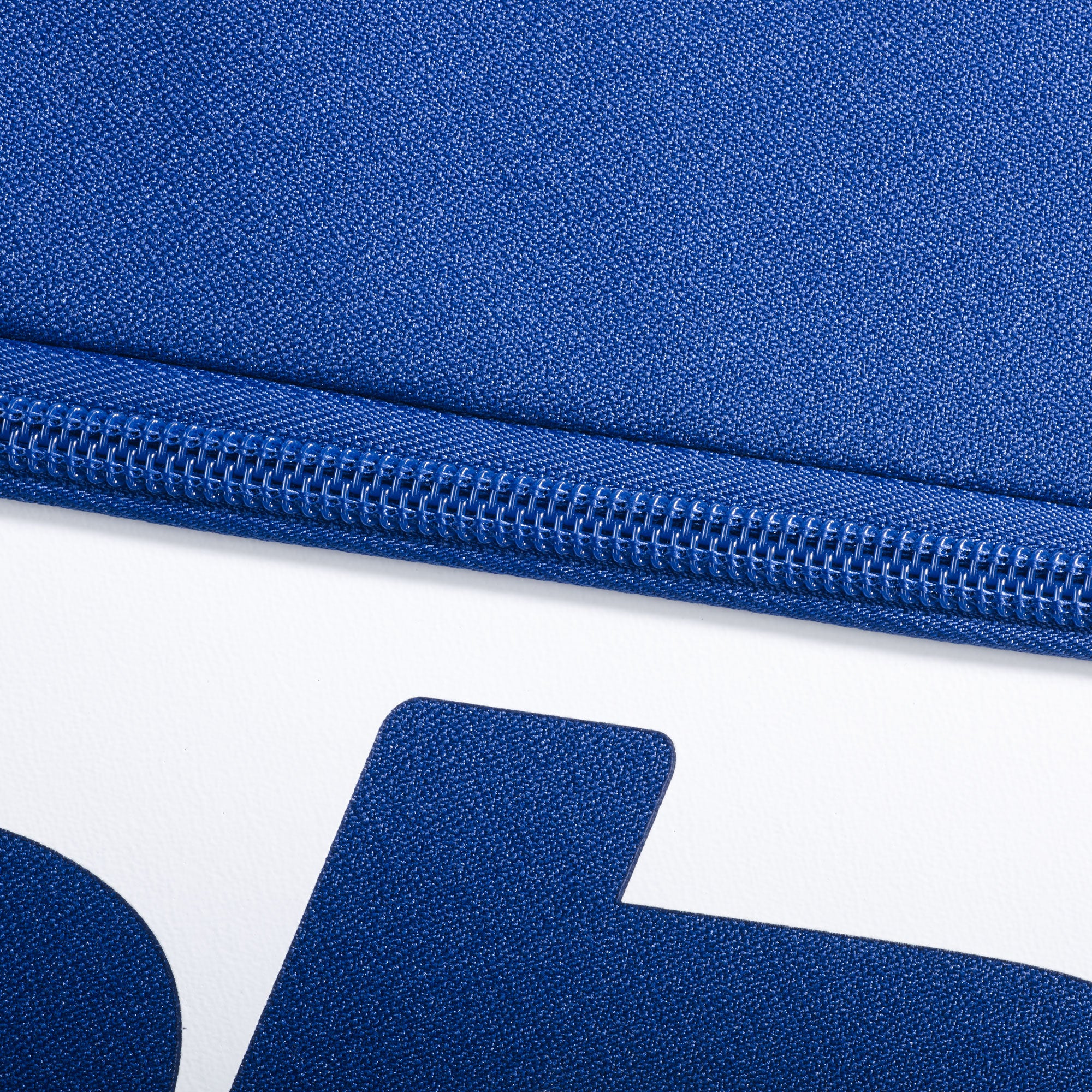 Babolat Court M Tennis Bag - Image 5