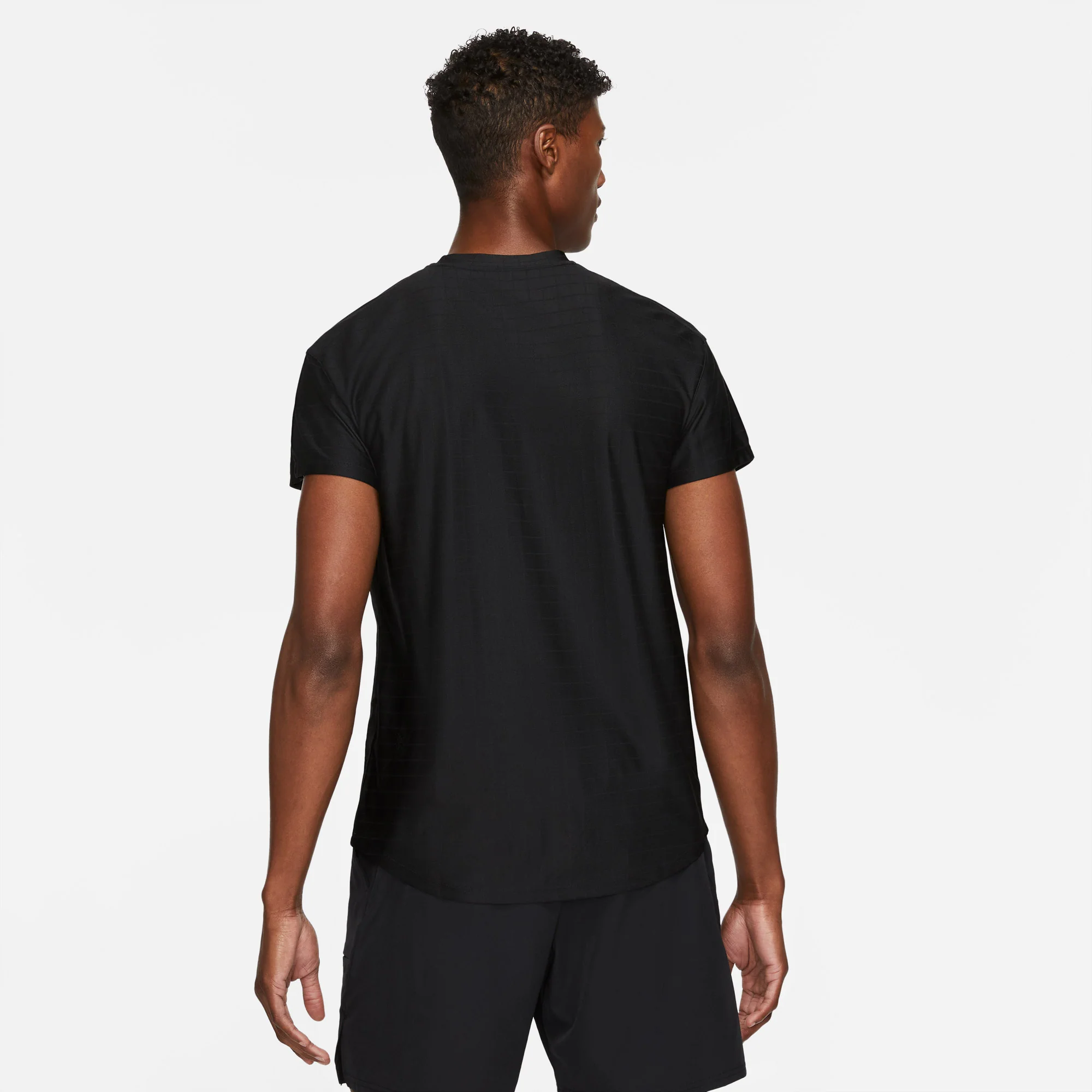 Nike Breathe Advantage Men's Tennis Shirt - Image 2