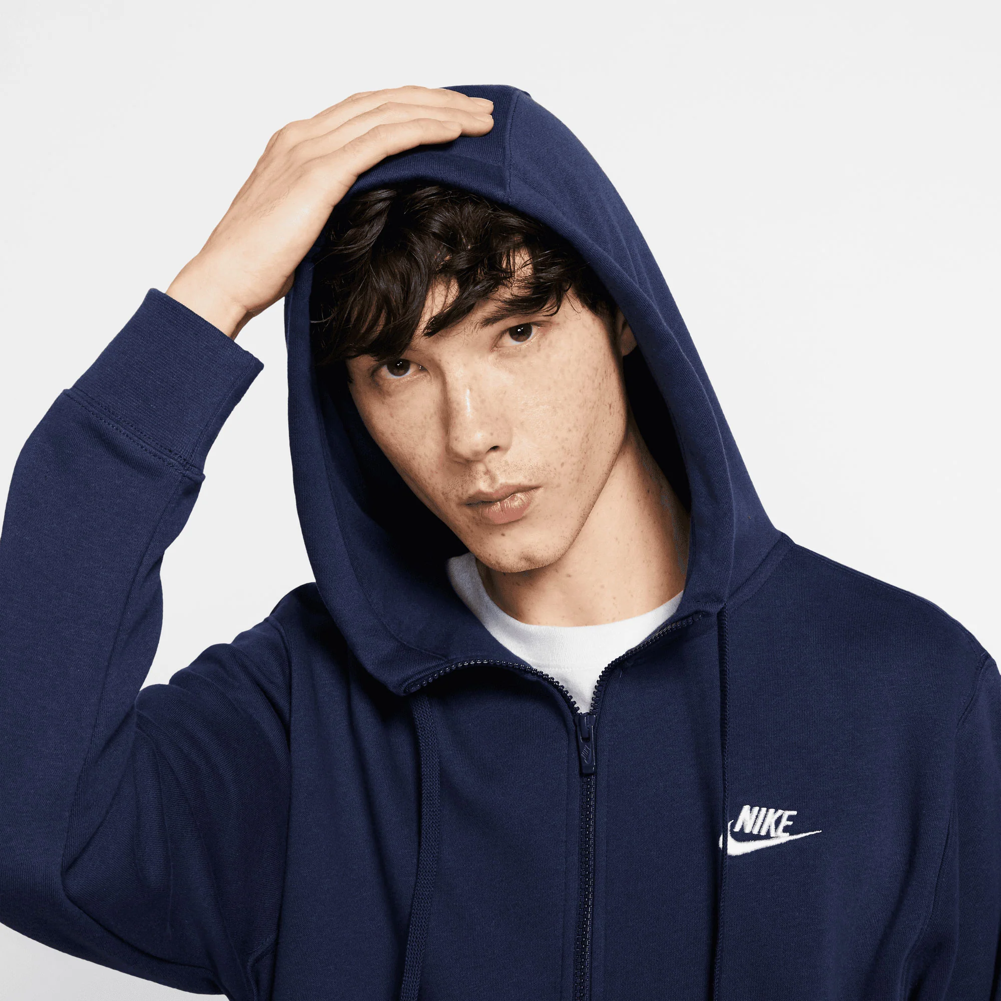 Nike Club Men's Fleece Full-Zip Hoodie - Image 3