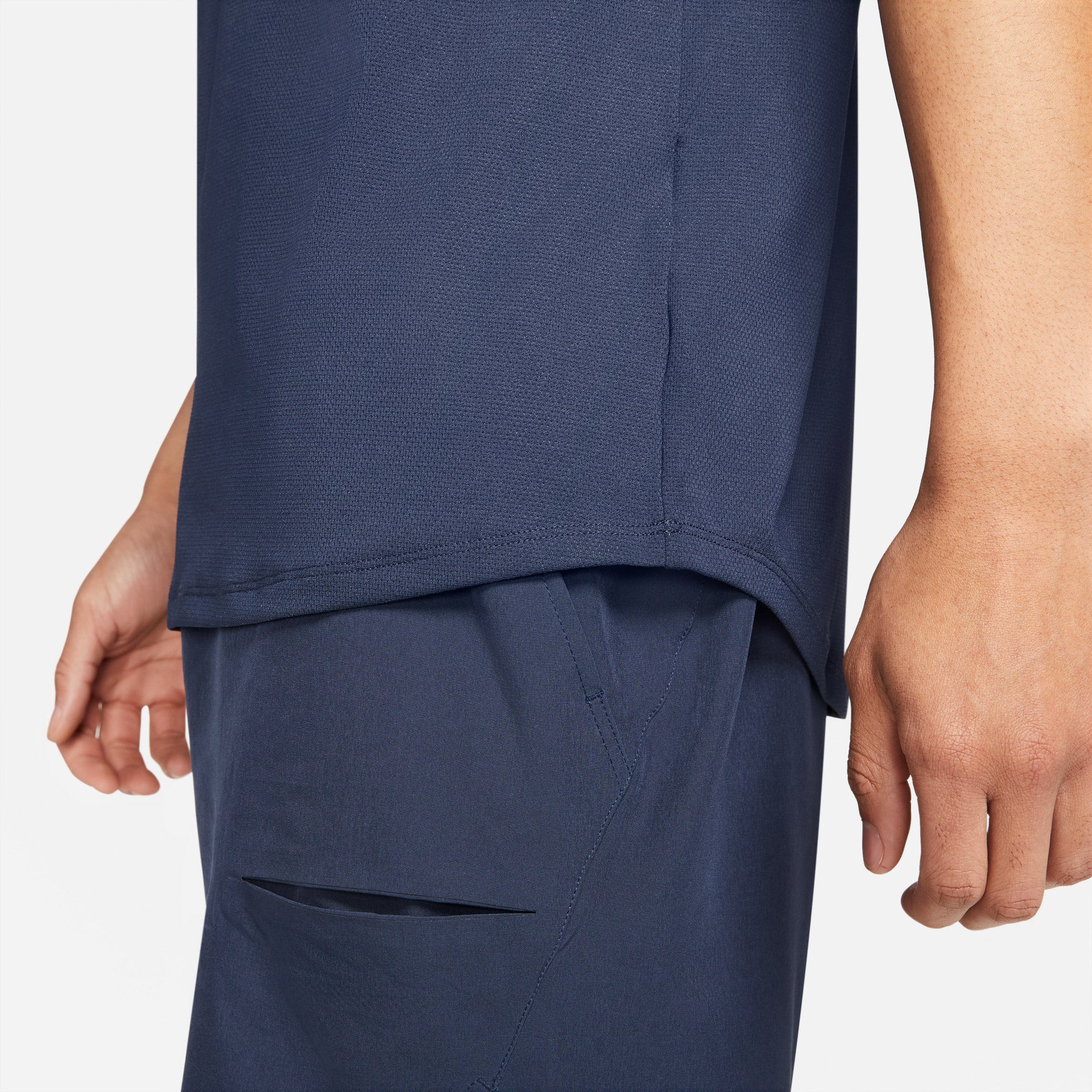 Nike Dri-FIT ADV Slam Men's Tennis Shirt - Image 5