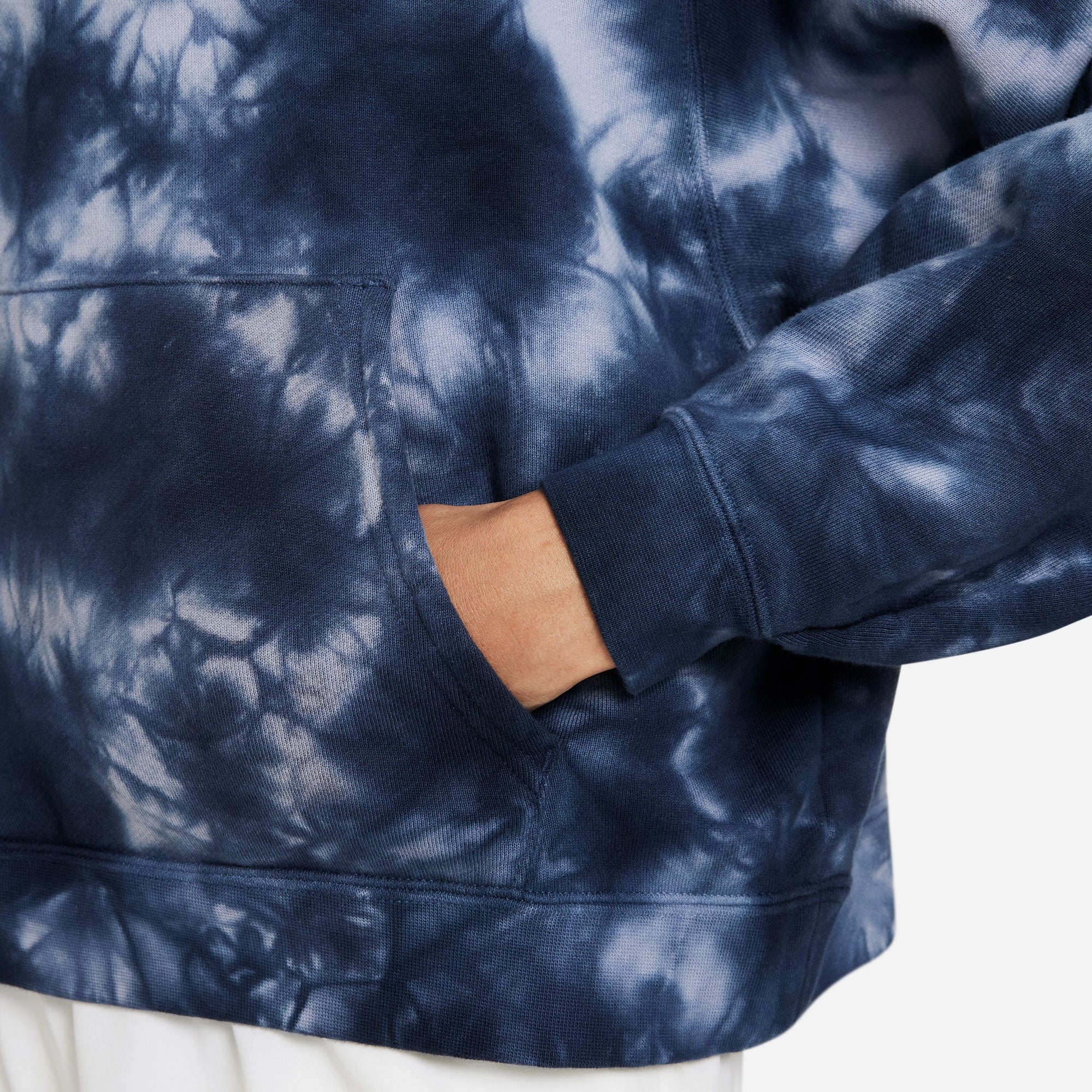 Nike Heritage Women's Tie-Dye Tennis Hoodie - Image 5