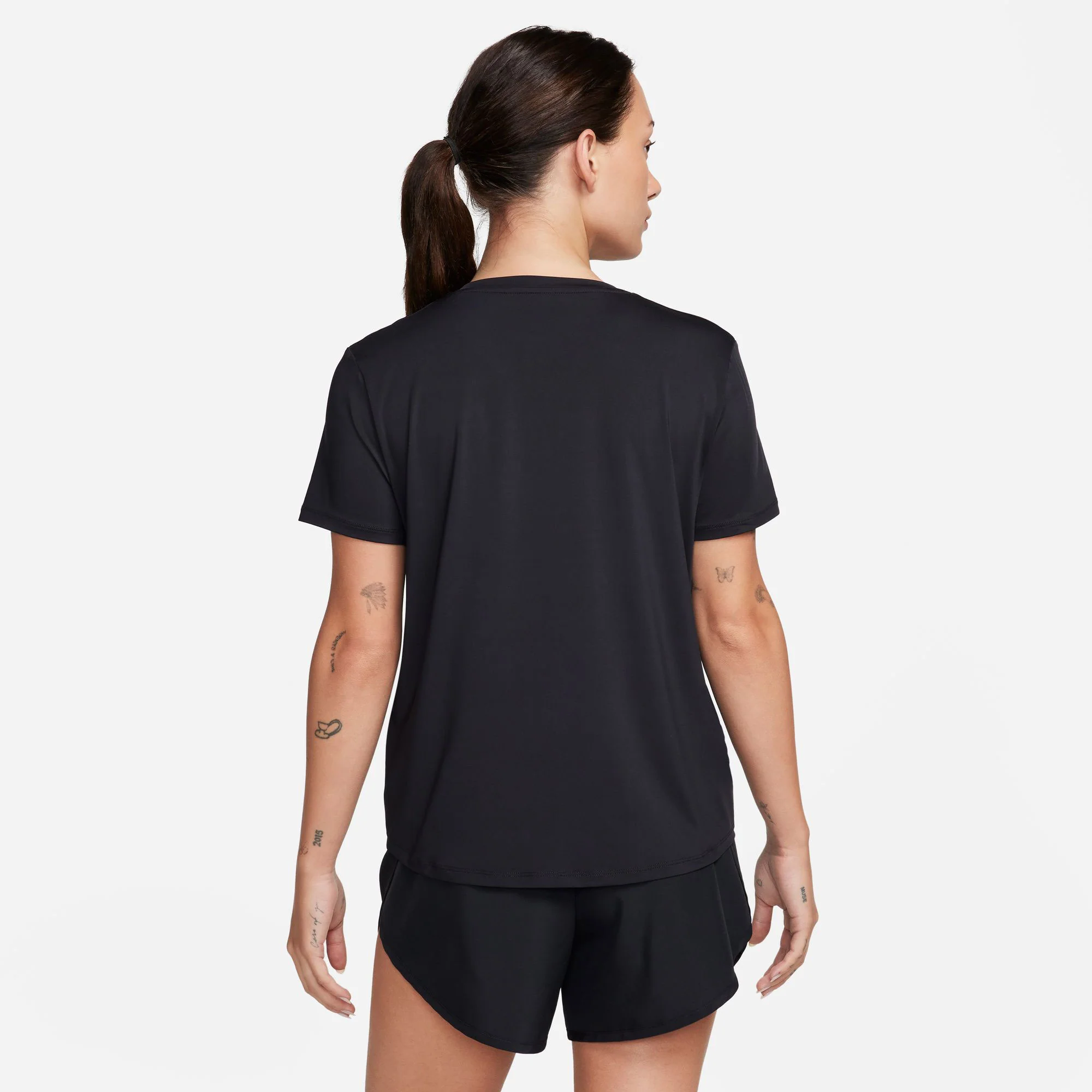 Nike One Classic Women's Dri-FIT Shirt - Image 2