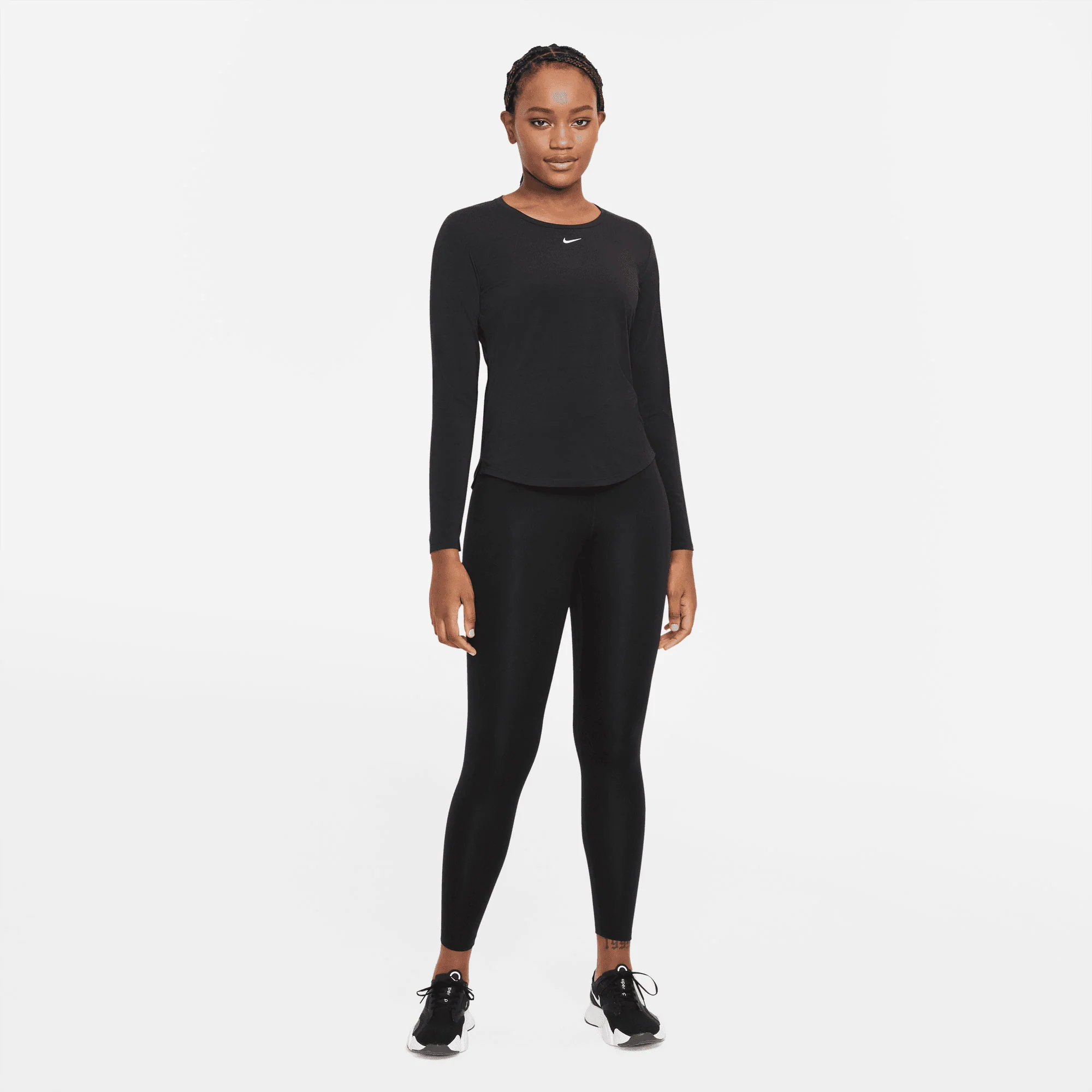 Nike One Luxe Dri-Fit Women's Stardard Fit Long-Sleeve Top - Image 5