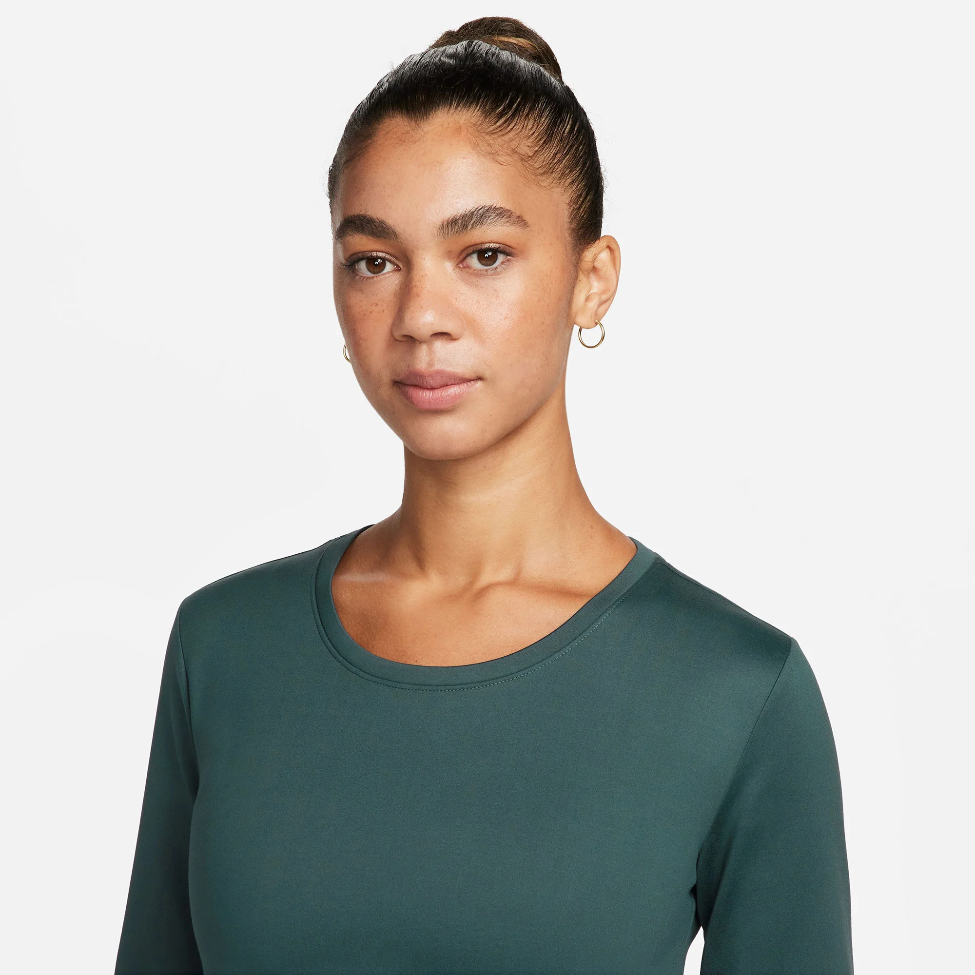 Nike One Therma-FIT Women's Long-Sleeve Top - Image 3