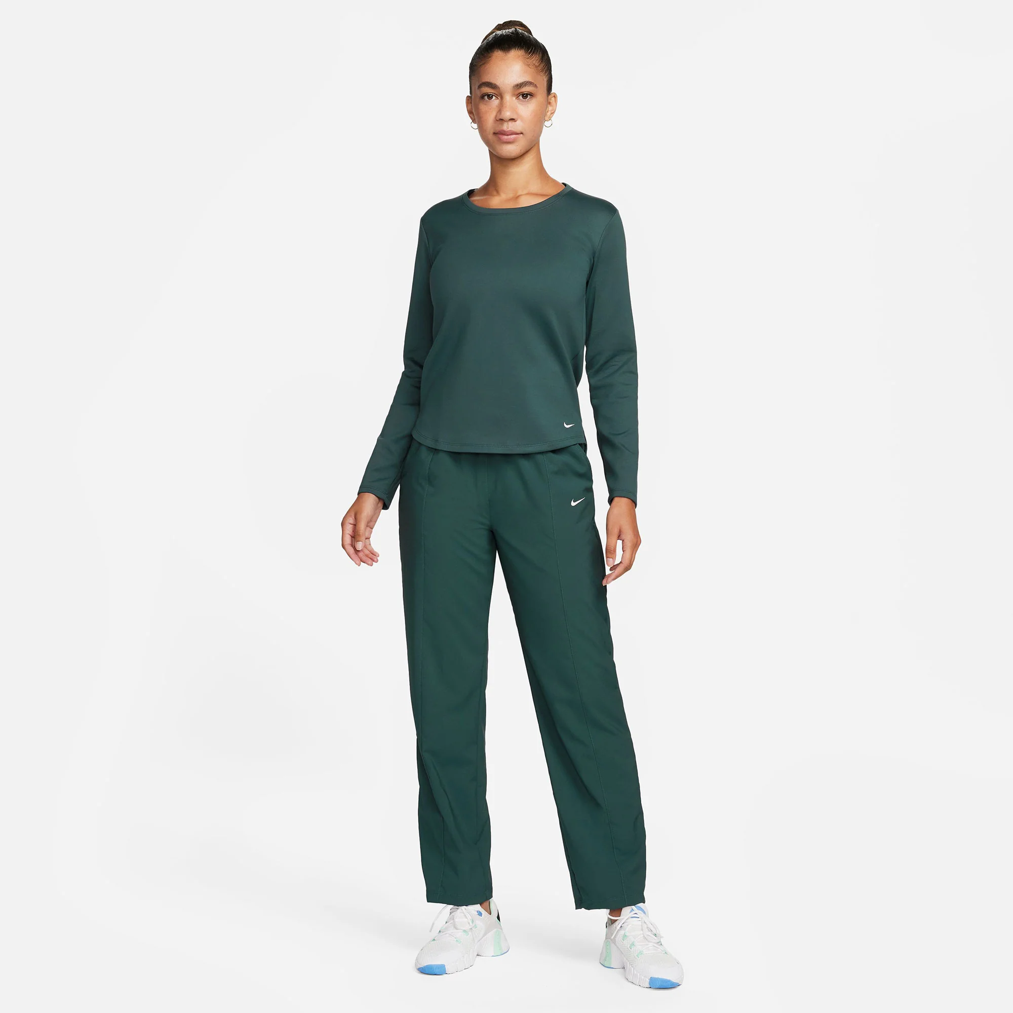 Nike One Therma-FIT Women's Long-Sleeve Top - Image 5