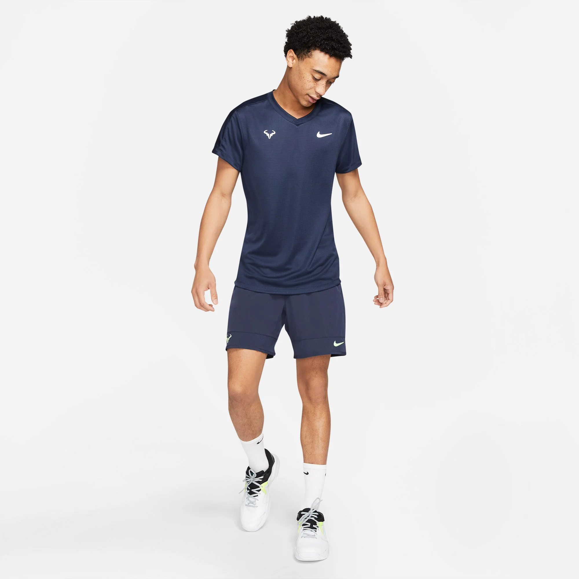 Nike Rafa Dri-FIT Challenger Men's Tennis Shirt - Image 3