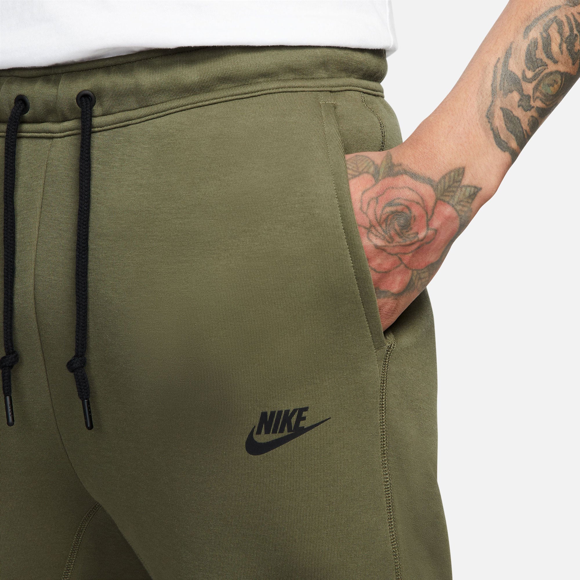 Nike Tech Fleece Men's Pants - Image 3