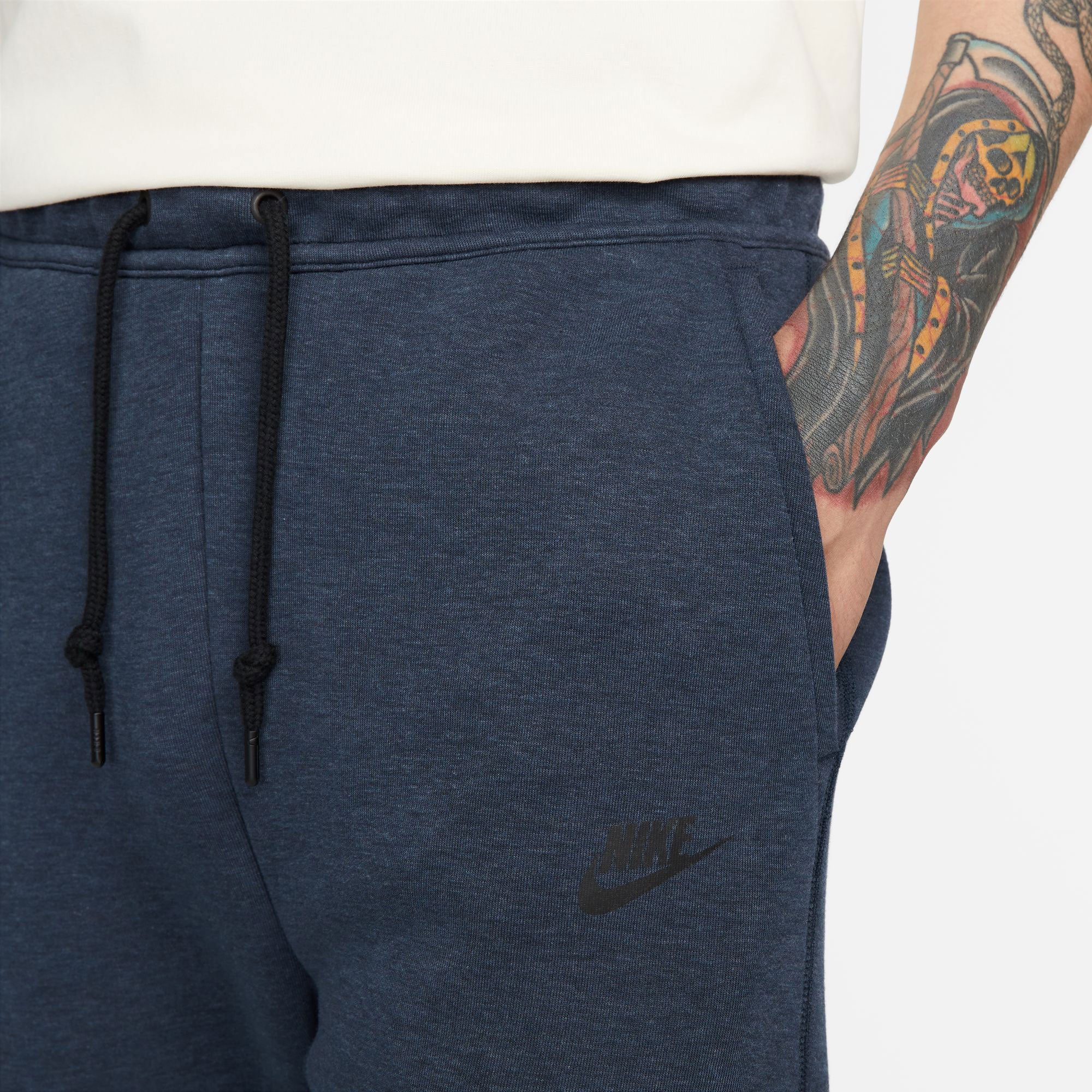 Nike Tech Fleece Men's Pants - Image 3