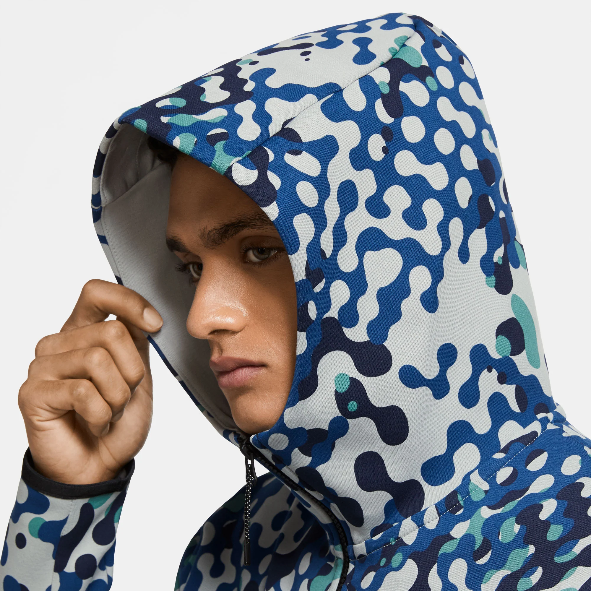 Nike Tech Fleece React Men's Full-Zip Hoodie - Image 3