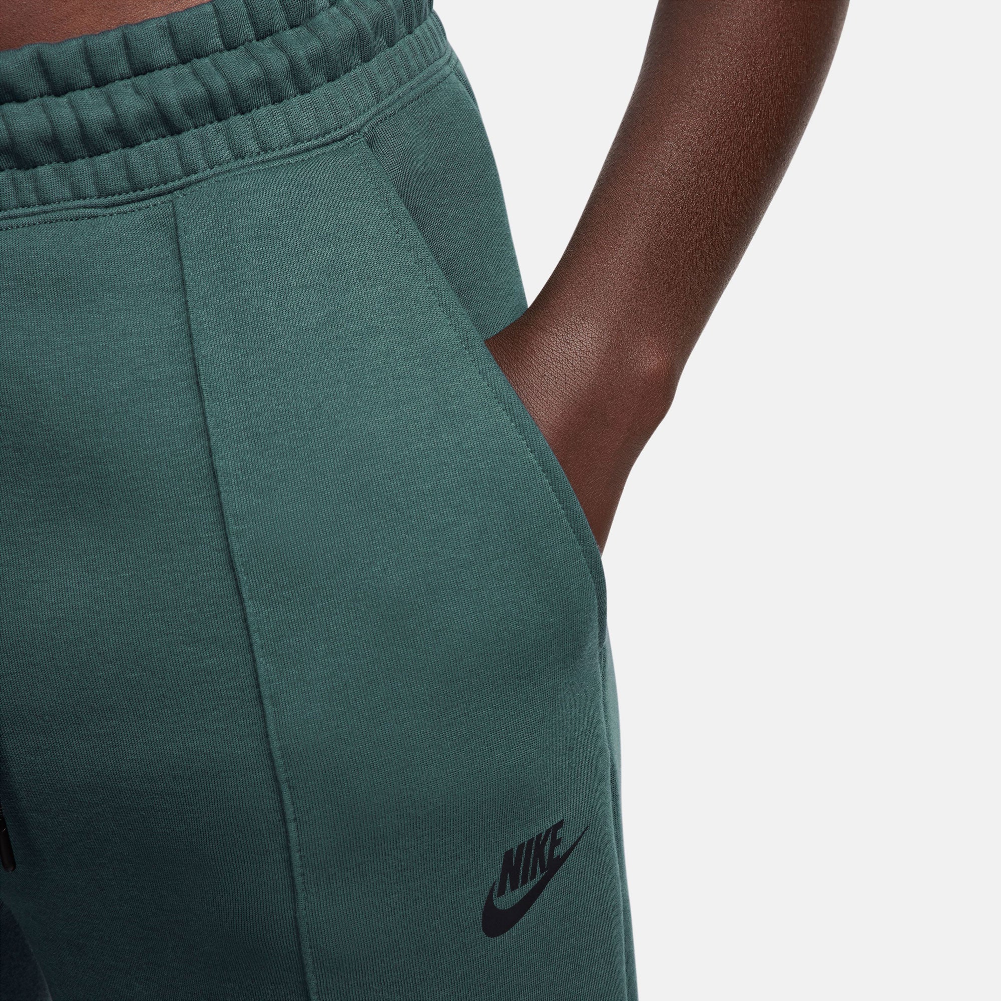 Nike Tech Fleece Women's Mid-Rise Pants - Image 4
