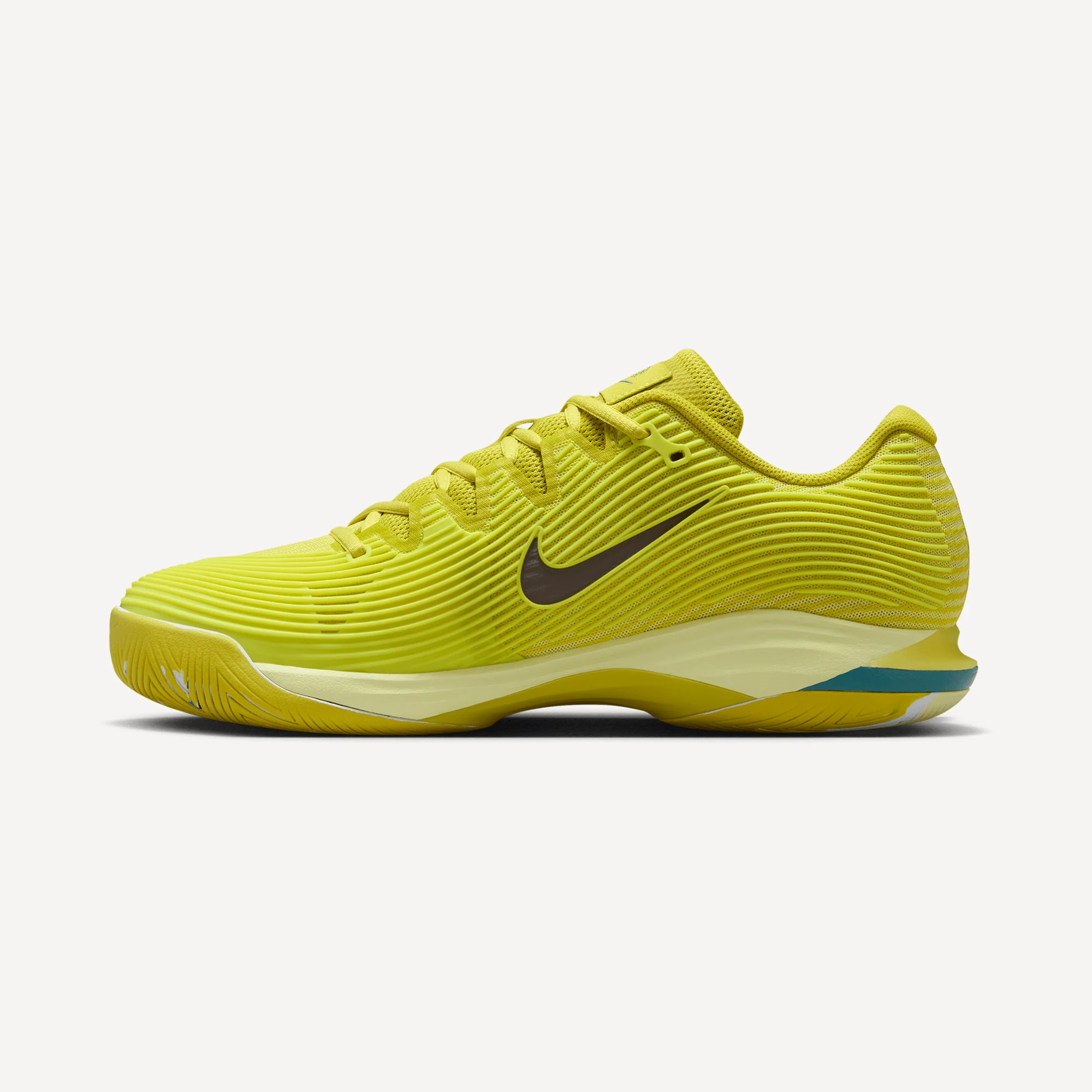 Nike Vapor 12 PRM Men's Hard Court Tennis Shoes - Image 3