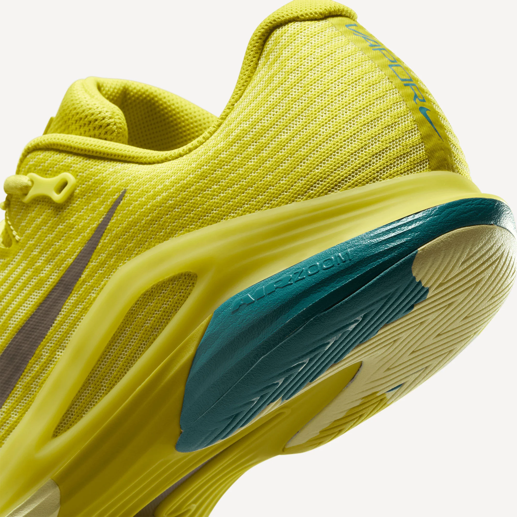 Nike Vapor 12 PRM Men's Hard Court Tennis Shoes - Image 8