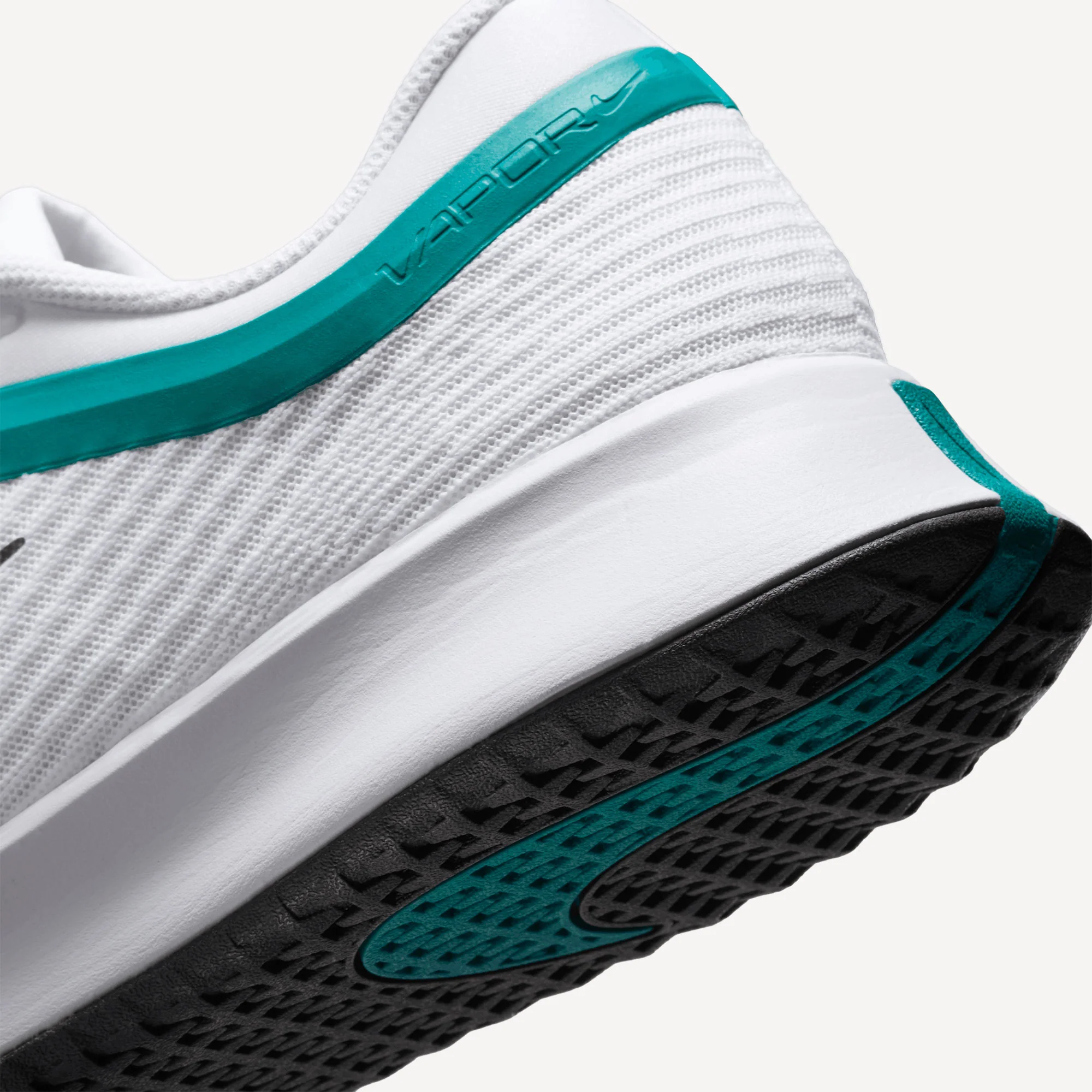 Nike Vapor Pro 3 Men's Hard Court Tennis Shoes - Image 8
