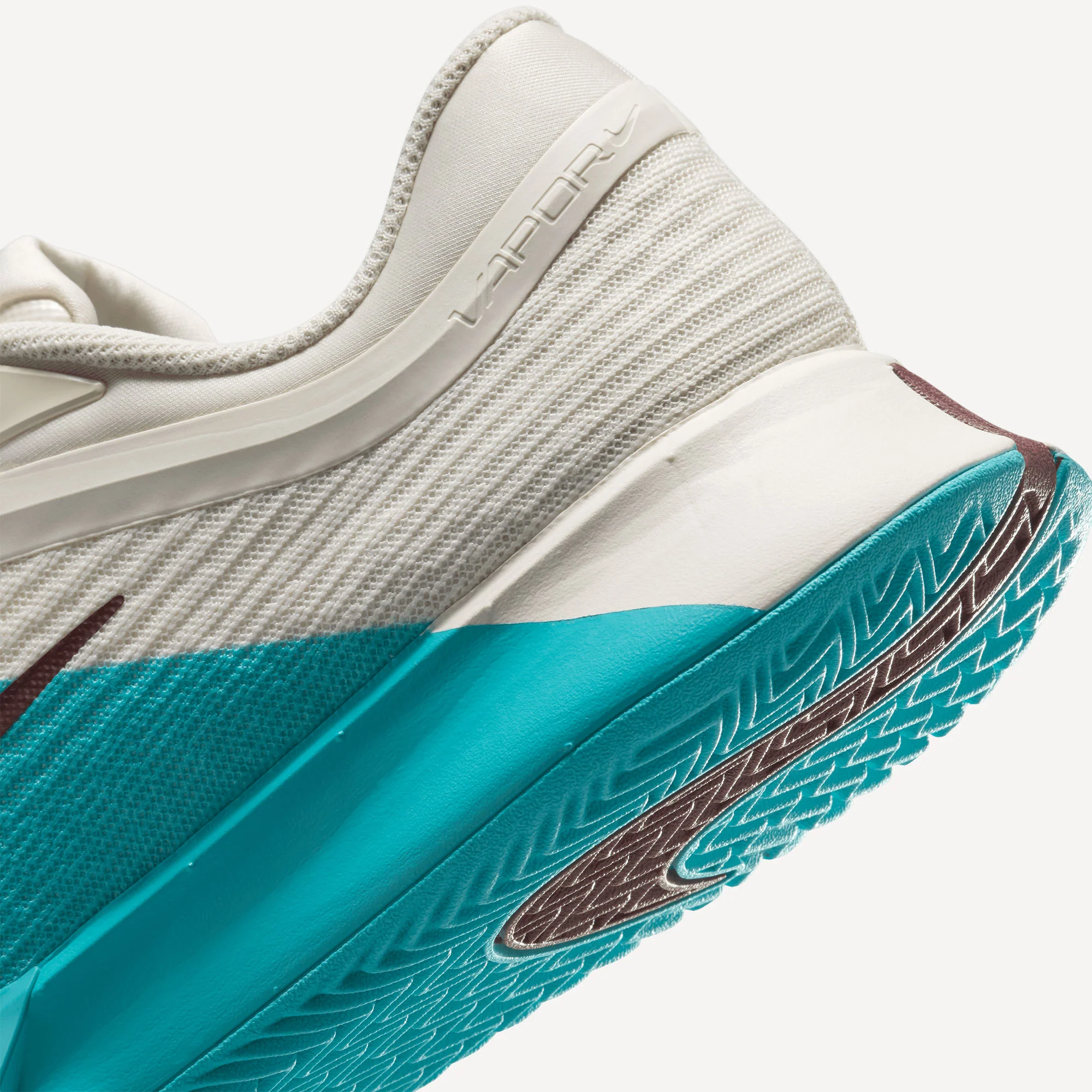 Nike Vapor Pro 3 PRM Women's Clay Court Tennis Shoes - Image 8