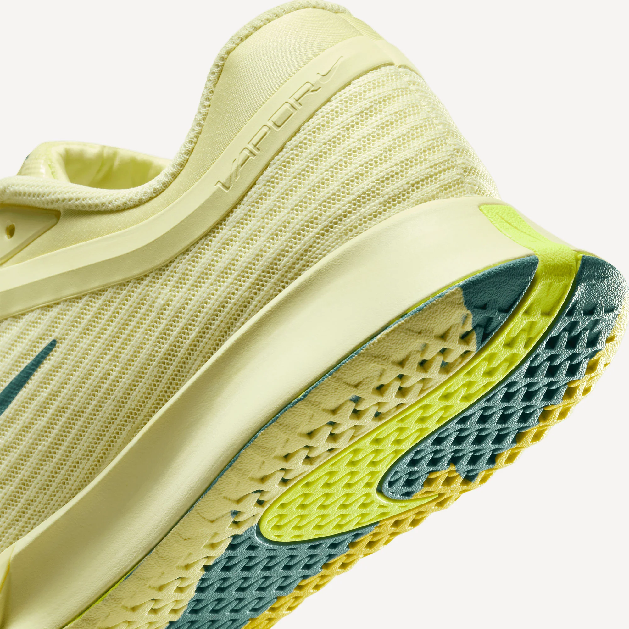 Nike Vapor Pro 3 PRM Women's Hard Court Tennis Shoes - Image 8