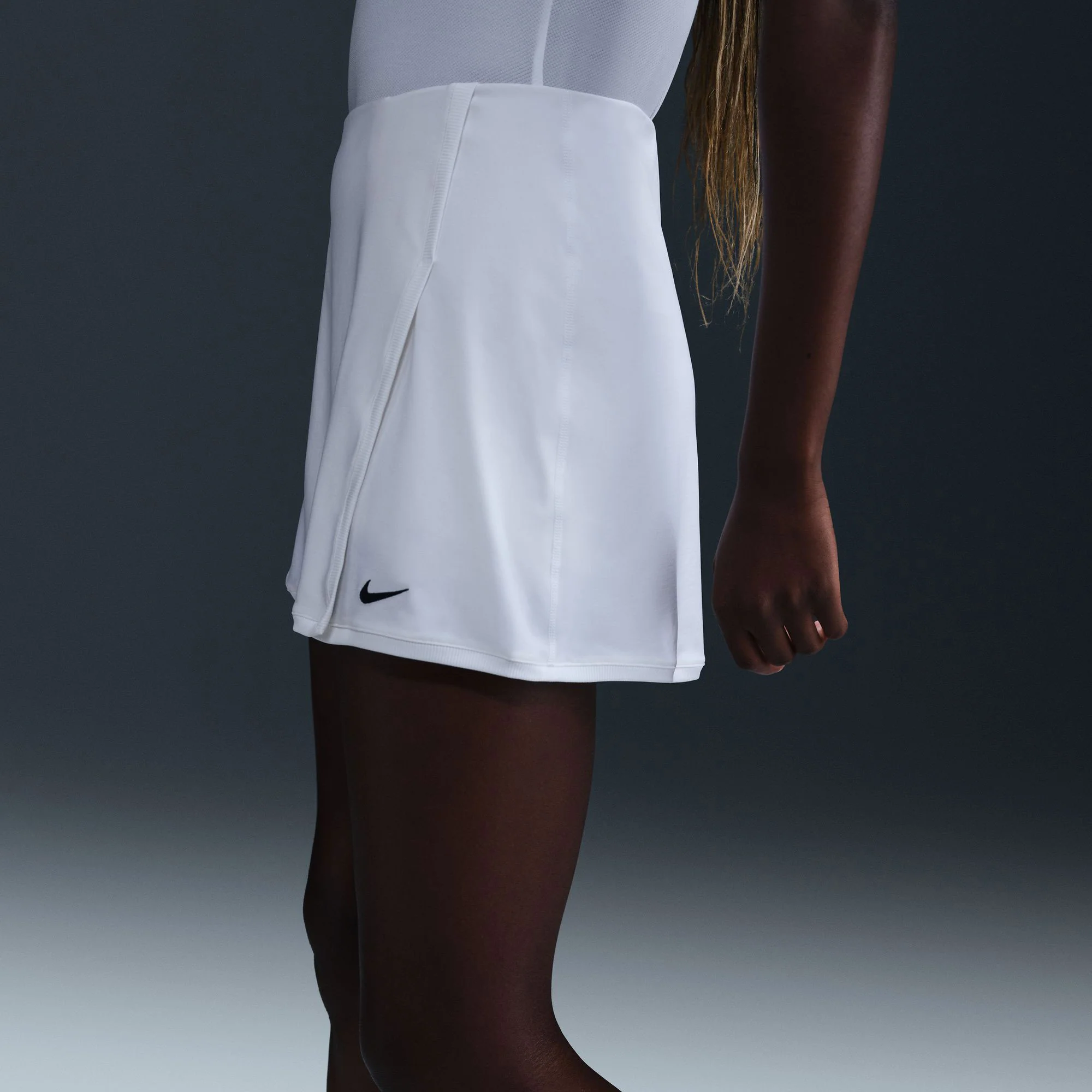 Nike Victory Women's Dri-FIT Mid-Rise Straight Tennis Skirt - Image 3
