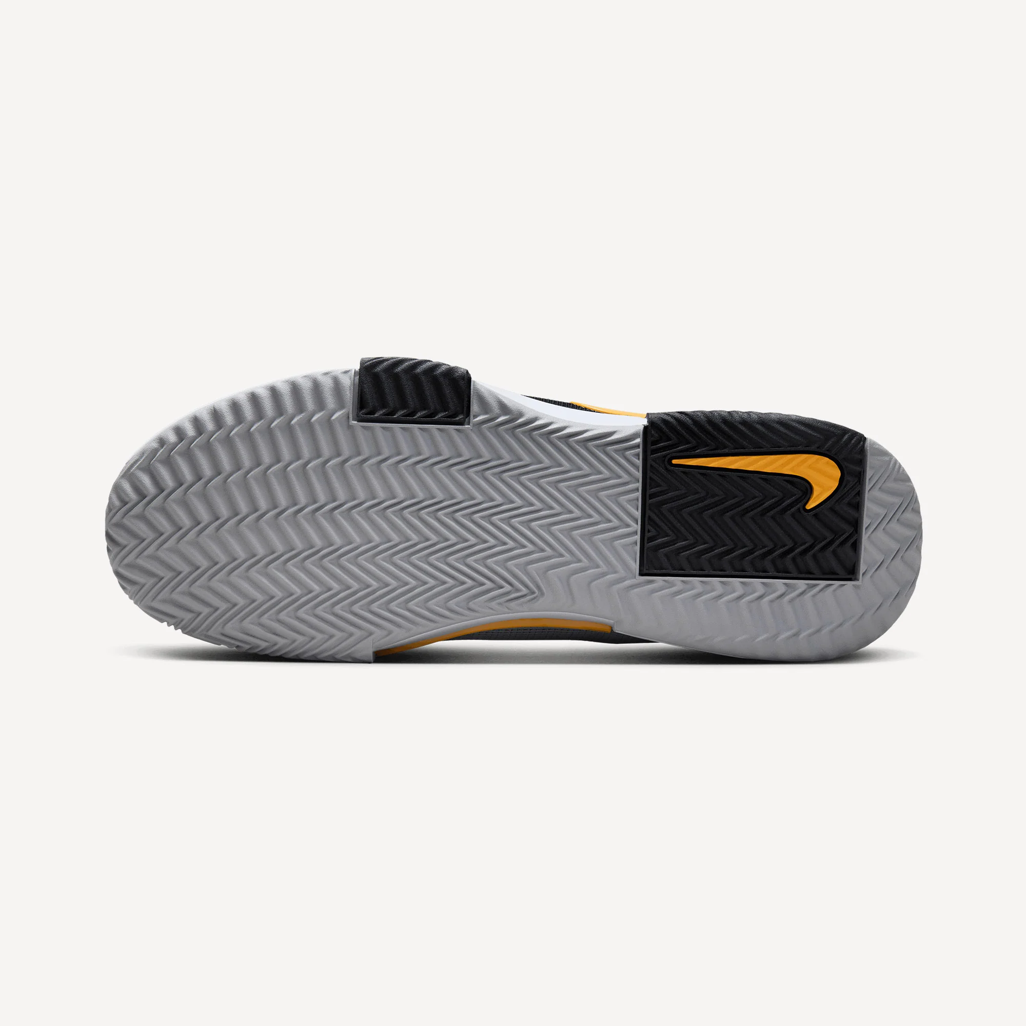 Nike Zoom GP Challenge 1 Men's Clay Court Tennis Shoes - Image 2