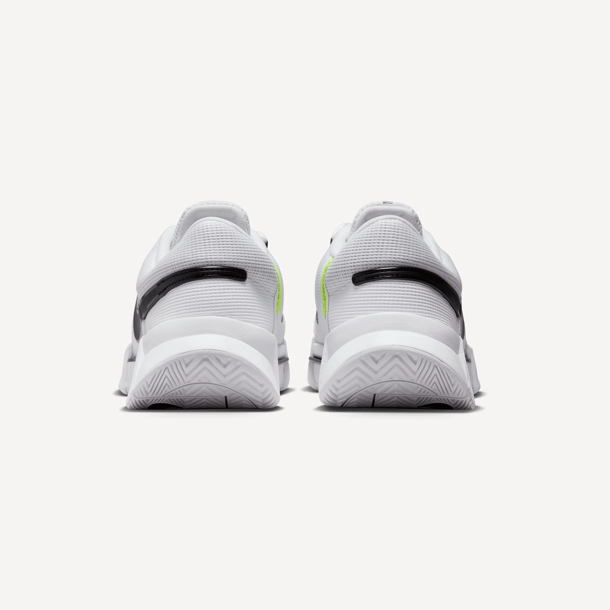 Nike Zoom GP Challenge 1 Men's Hard Court Tennis Shoes - Image 5