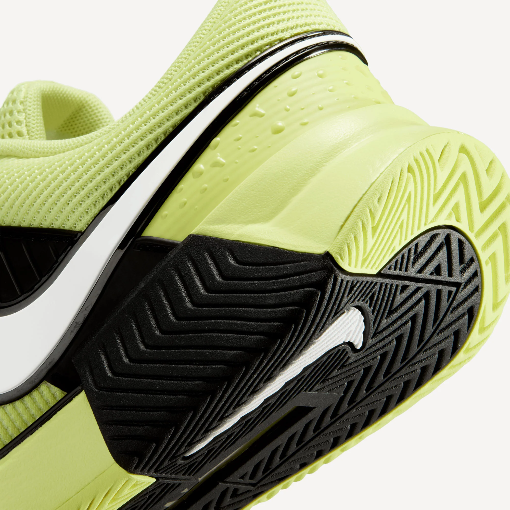 Nike Zoom GP Challenge 1.5 PRM Women's Hard Court Tennis Shoes - Image 8