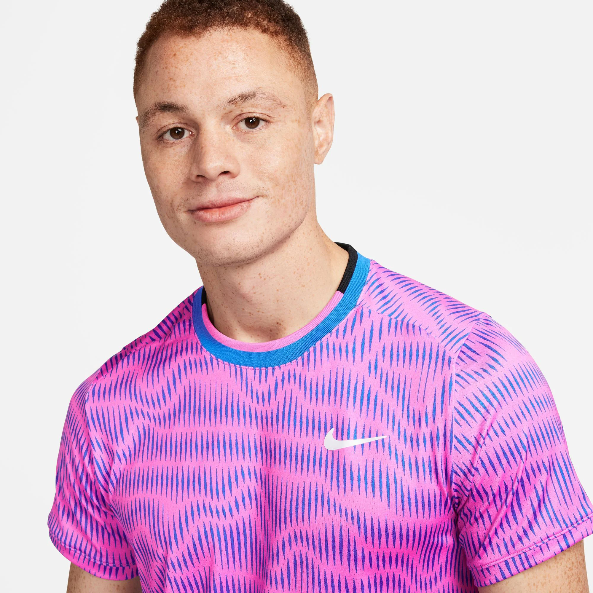 NikeCourt Advantage Men's Dri-FIT Printed Tennis Shirt - Image 3