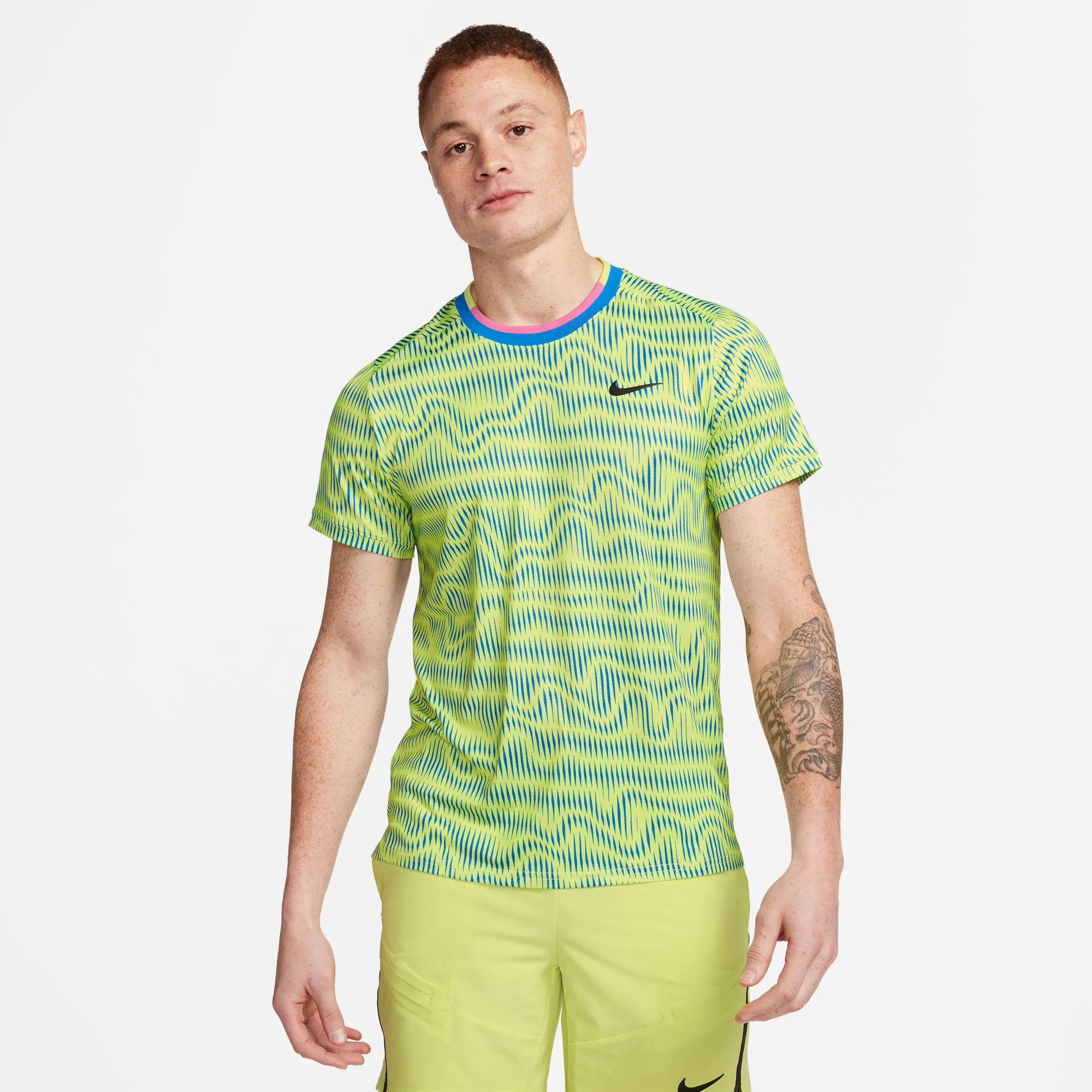 NikeCourt Advantage Men's Dri-FIT Printed Tennis Shirt