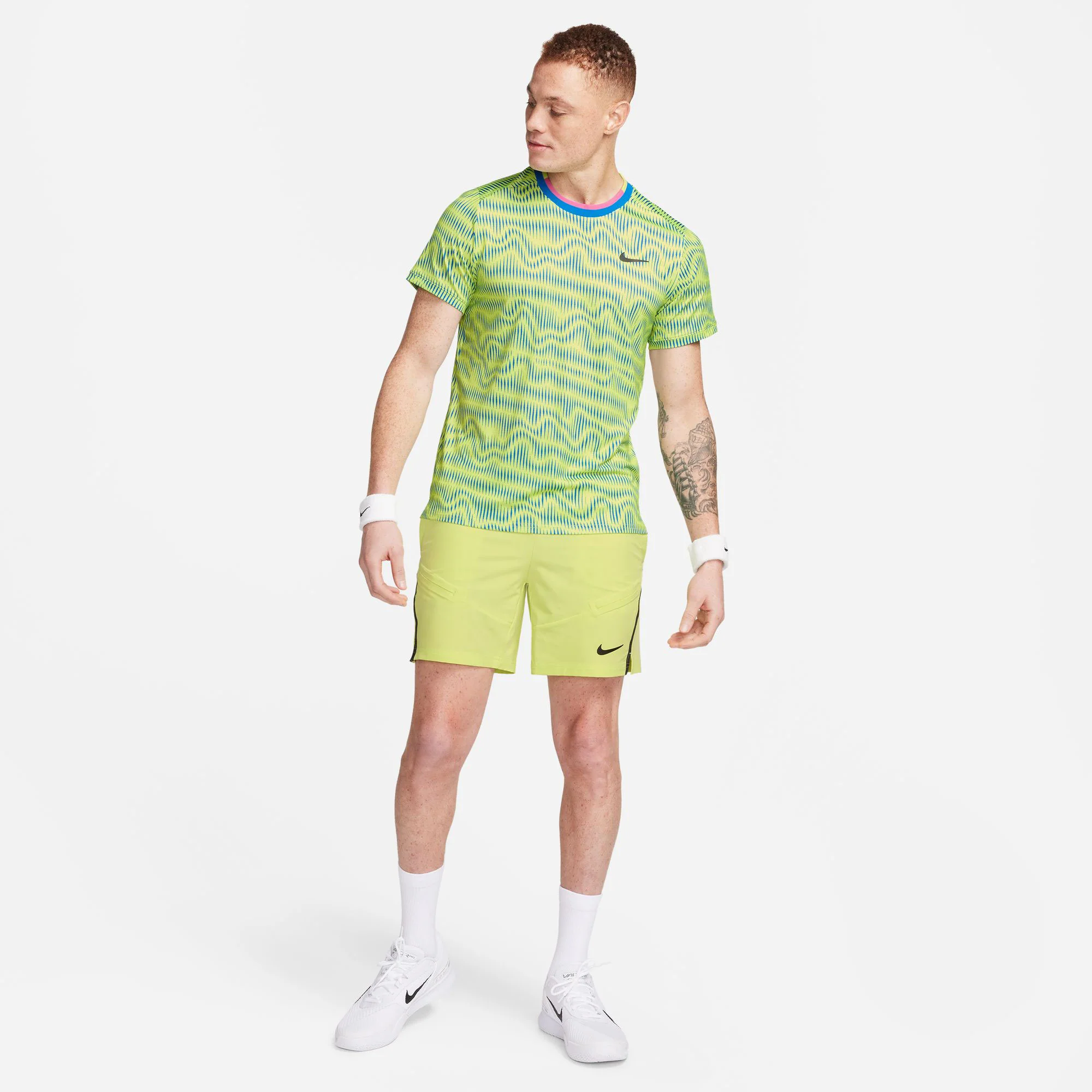 NikeCourt Advantage Men's Dri-FIT Printed Tennis Shirt - Image 5