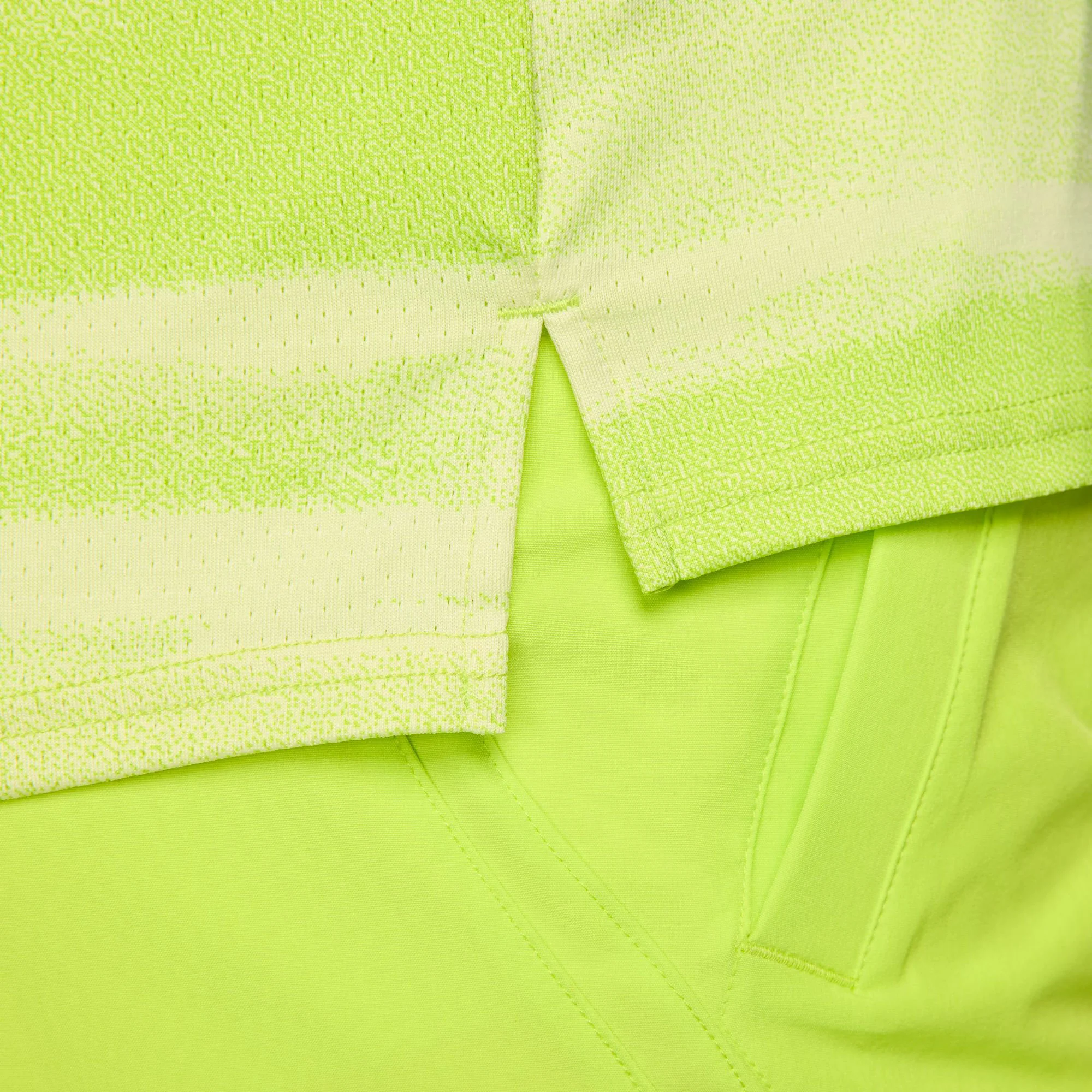 NikeCourt Advantage Men's Dri-FIT Printed Tennis Shirt - Image 4