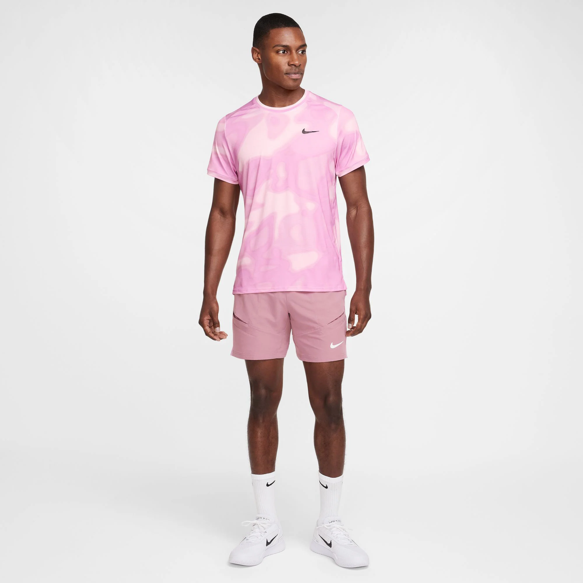 NikeCourt Advantage Men's Dri-FIT Printed Tennis Shirt - Image 5