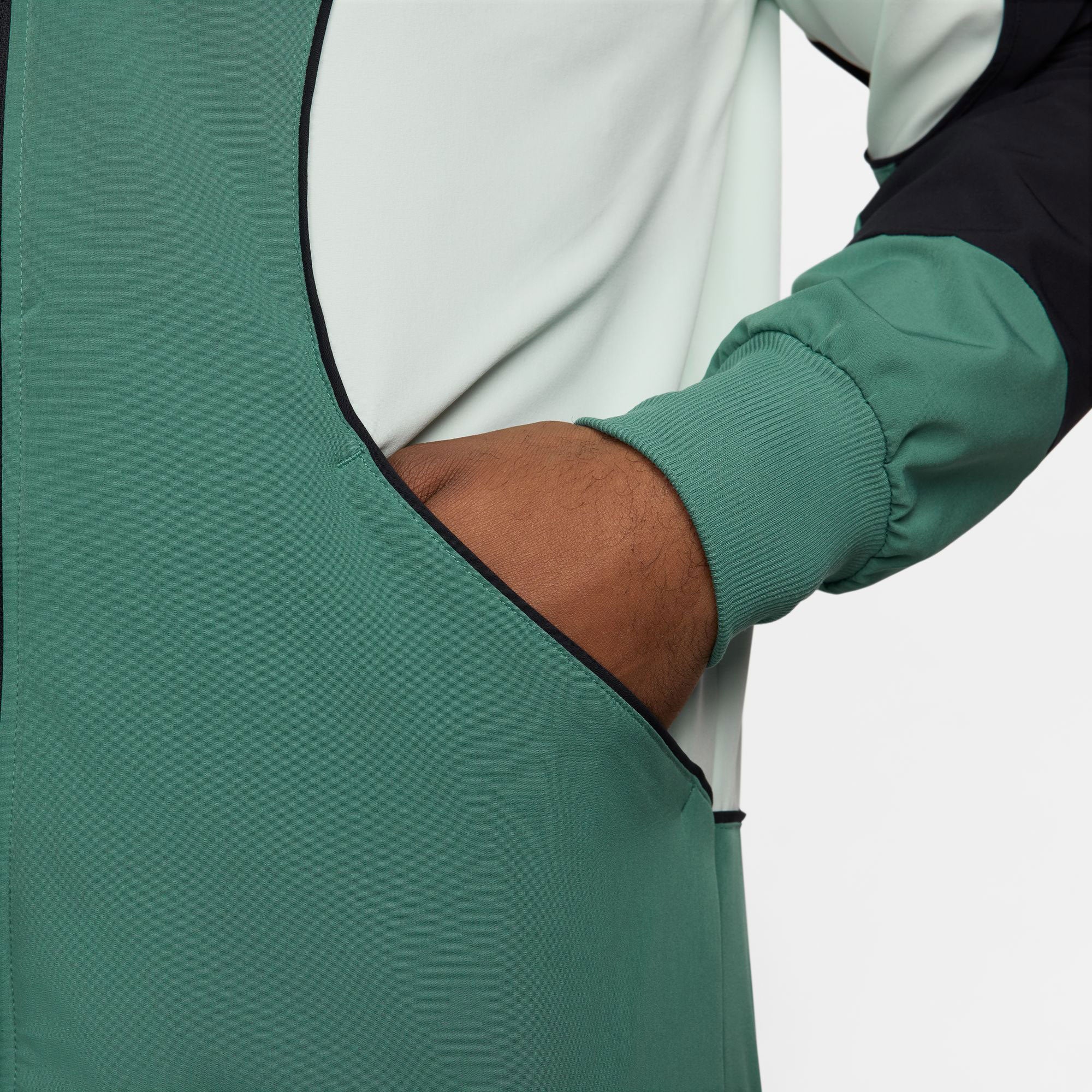 NikeCourt Advantage Men's Dri-FIT Tennis Jacket - Image 4
