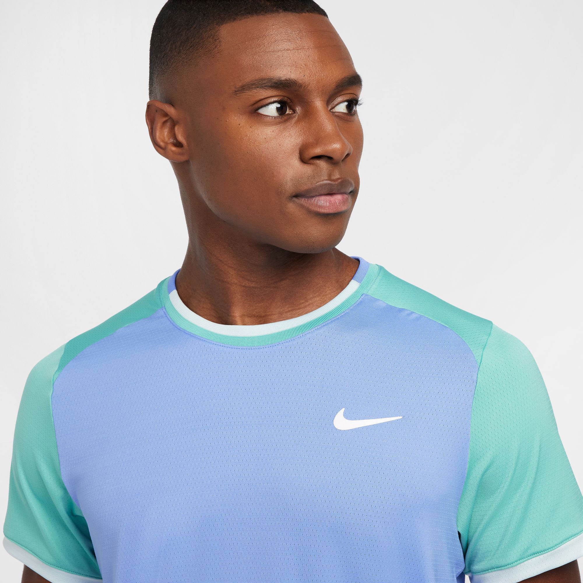 NikeCourt Advantage Men's Dri-FIT Tennis Shirt - Image 3