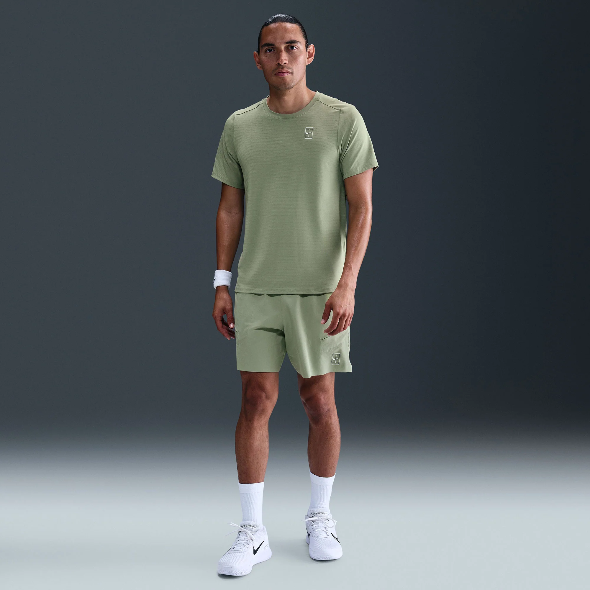 NikeCourt Advantage Men's Dri-FIT Tennis Shirt - Image 4
