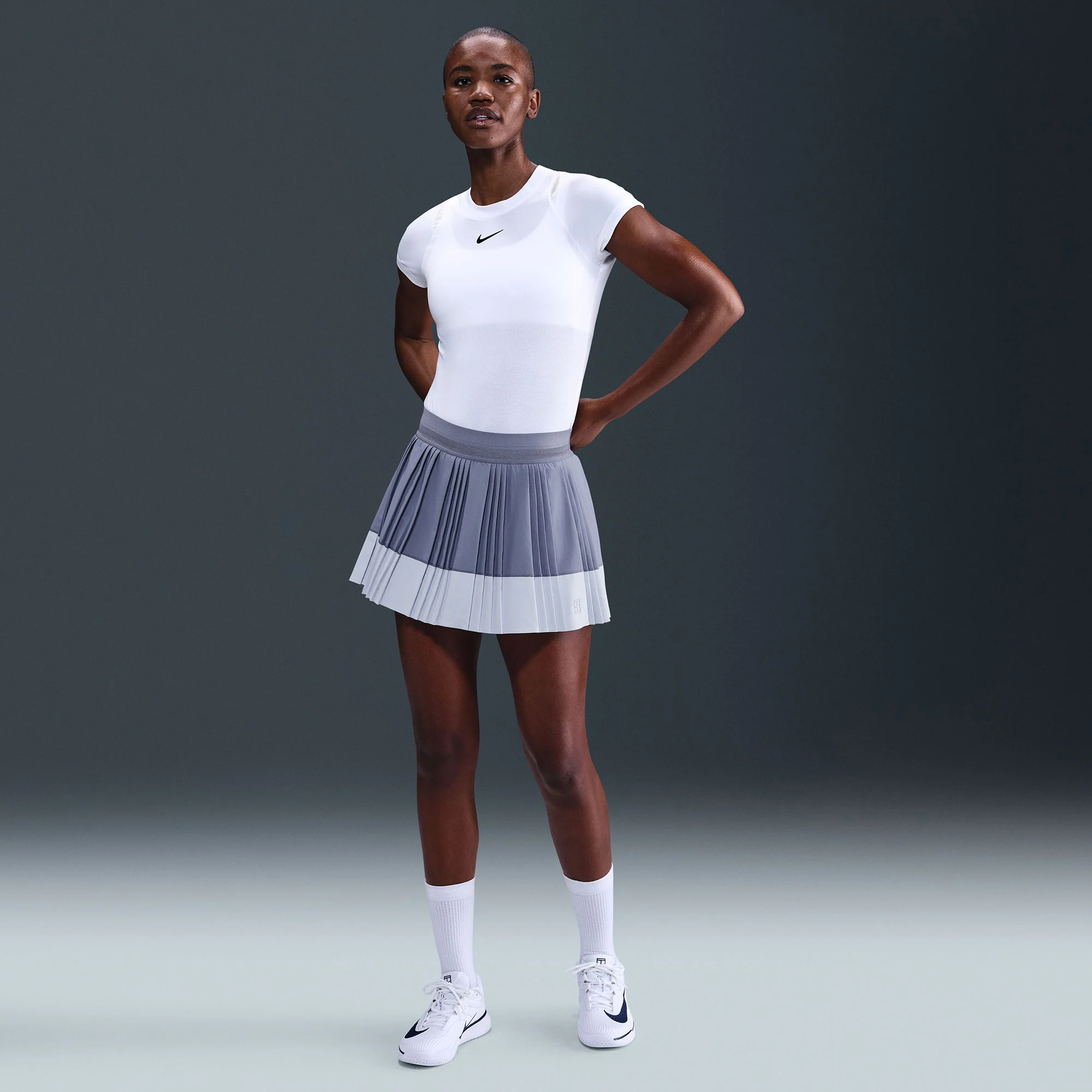 NikeCourt Advantage Women's Dri-FIT High-Waisted Pleated Tennis Skirt