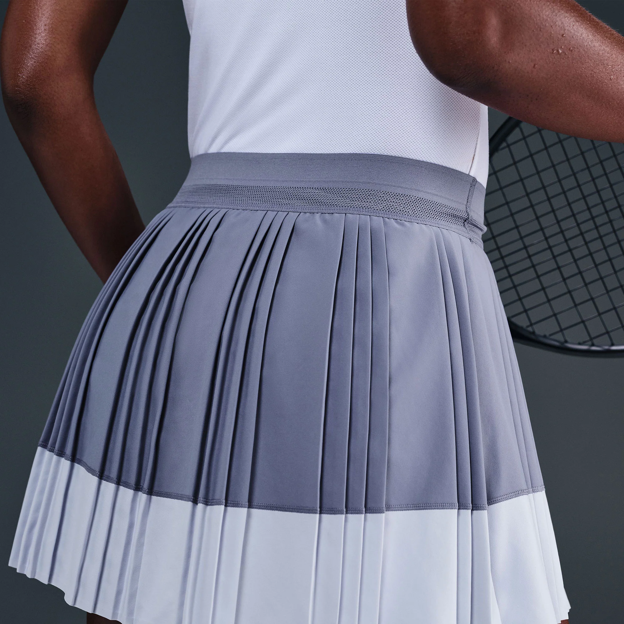 NikeCourt Advantage Women's Dri-FIT High-Waisted Pleated Tennis Skirt - Image 4