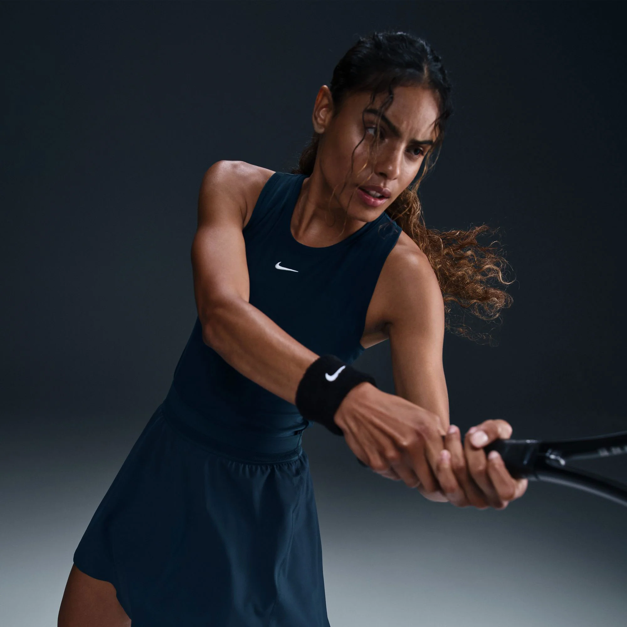 NikeCourt Advantage Women's Dri-FIT High-Waisted Regular Tennis Skirt - Image 5