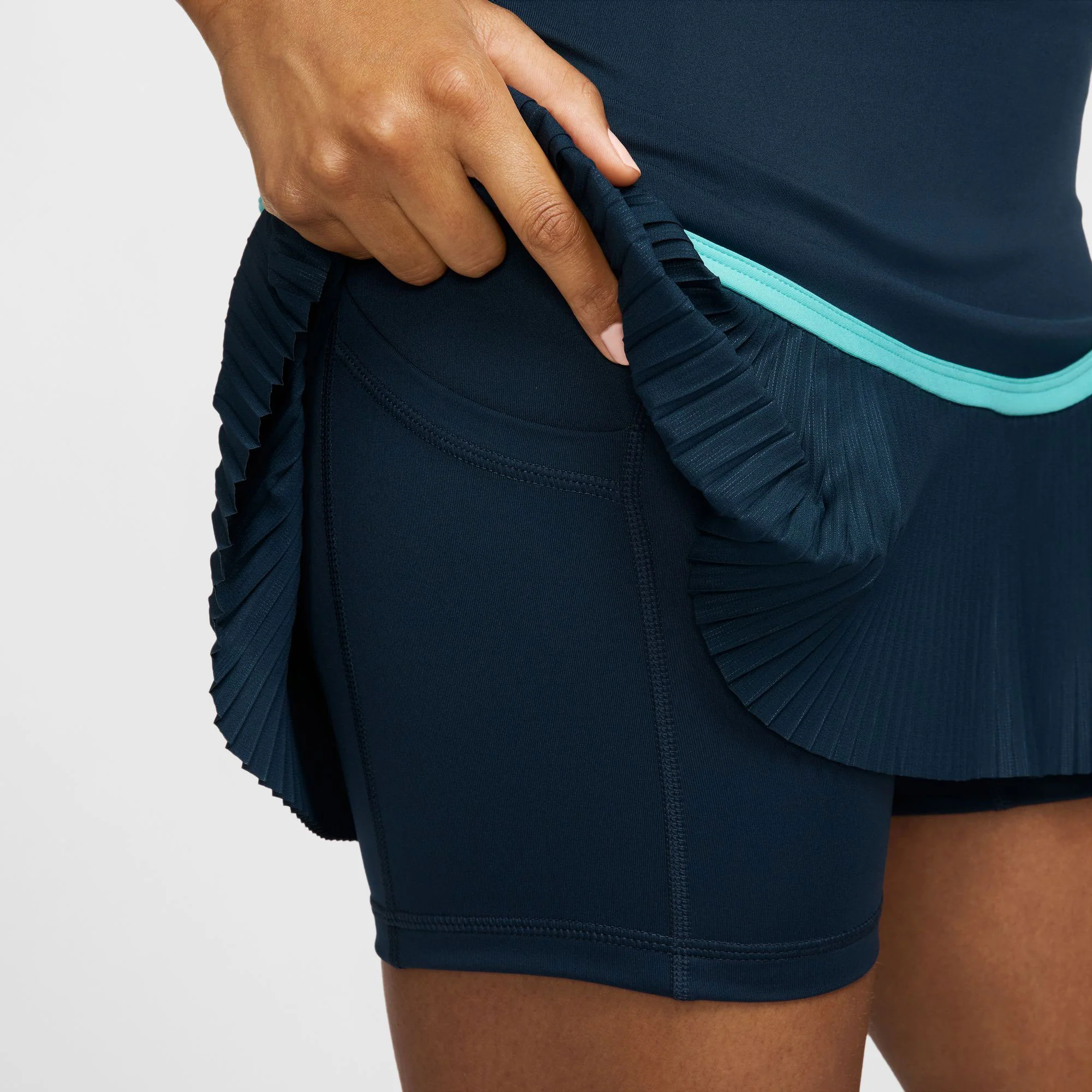 NikeCourt Advantage Women's Dri-FIT Pleated Tennis Skirt - Image 5