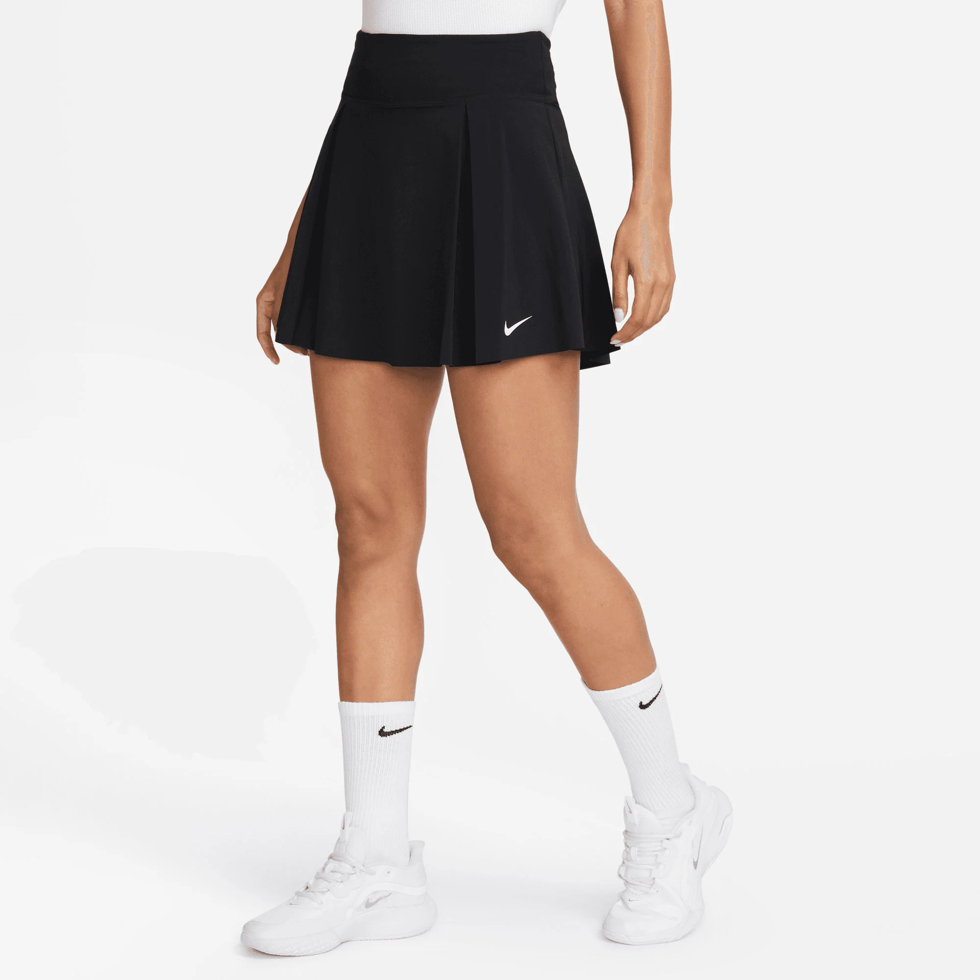 NikeCourt Advantage Women's Dri-FIT Regular Tennis Skirt