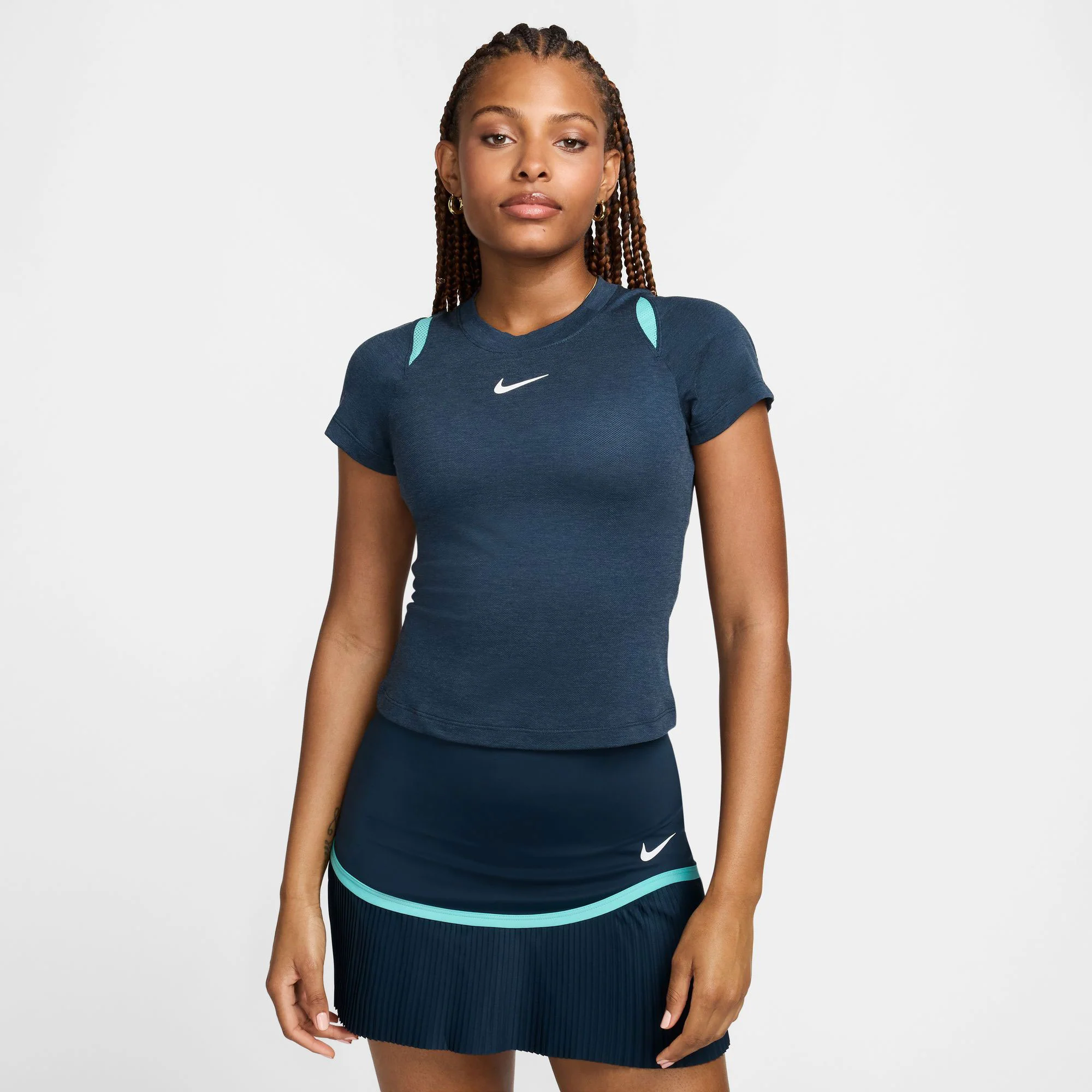 NikeCourt Advantage Women's Dri-FIT Tennis Shirt