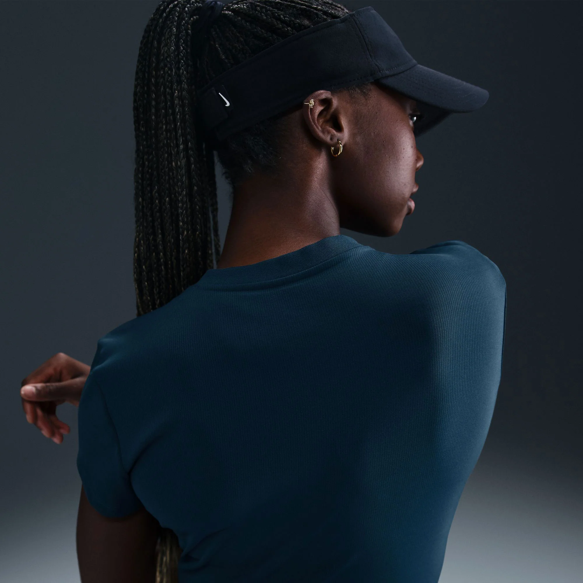 NikeCourt Advantage Women's Dri-FIT Tennis Shirt - Image 2
