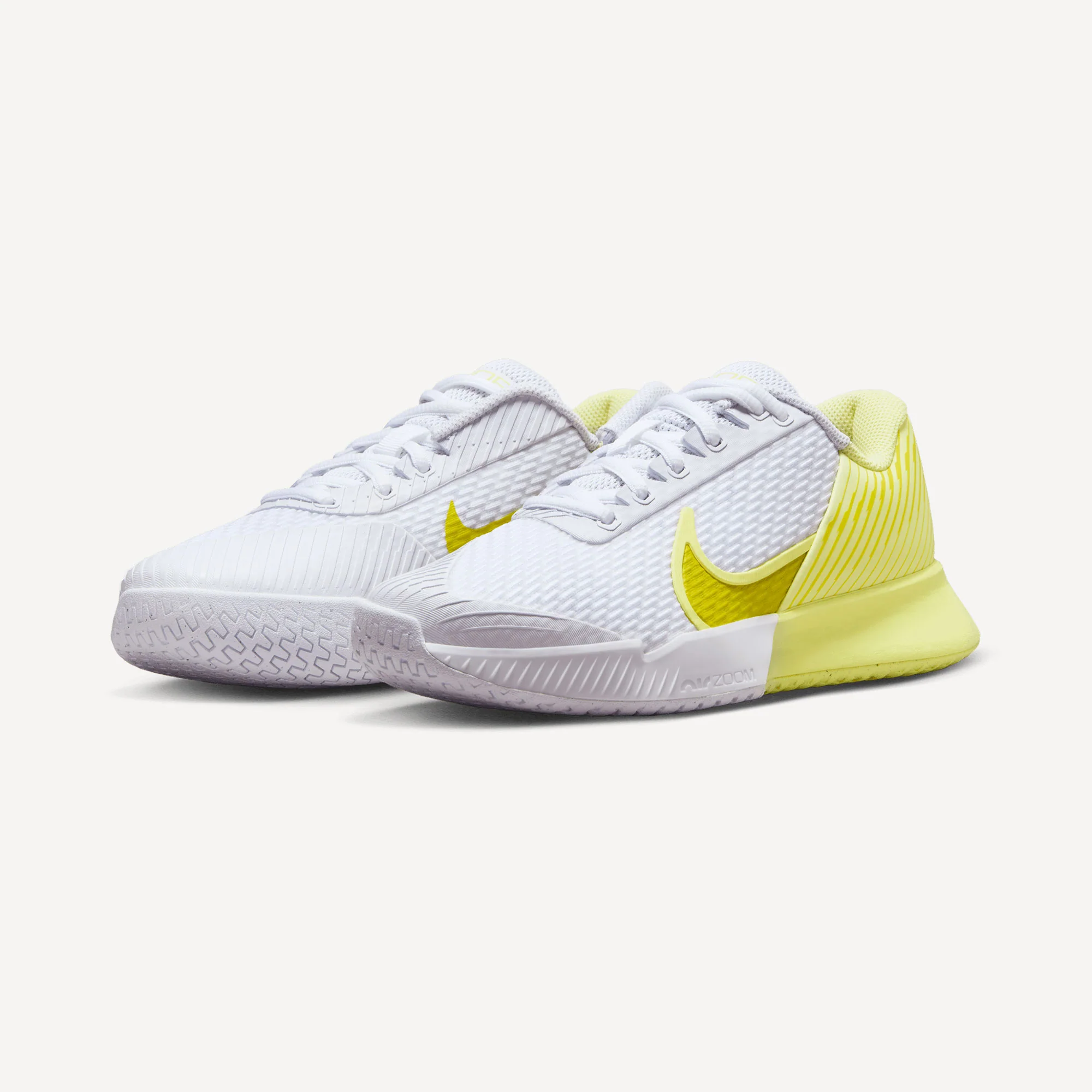 NikeCourt Air Zoom Vapor Pro 2 Women's Hard Court Tennis Shoes - Image 4