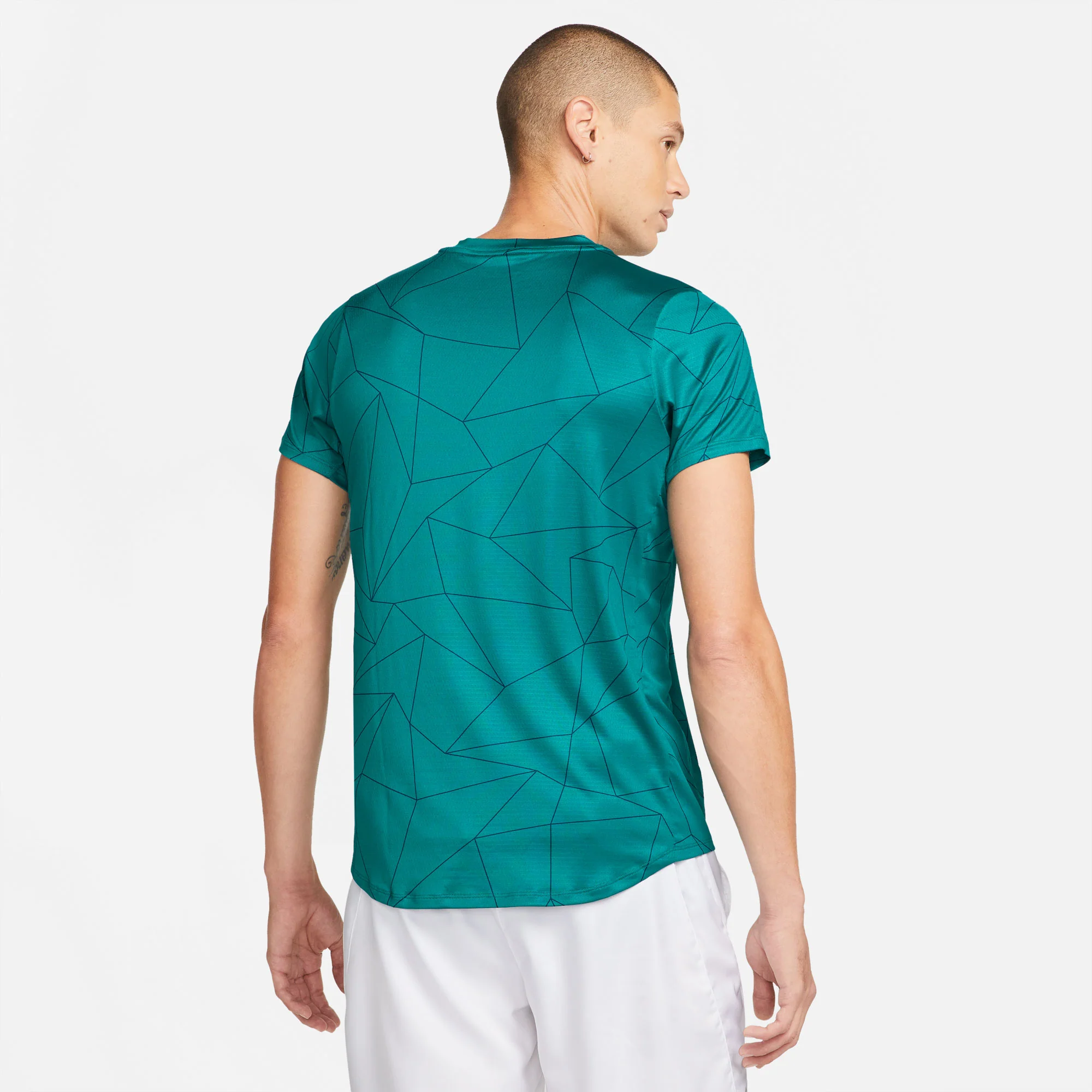 NikeCourt Dri-FIT Advantage Men's Printed Tennis Shirt - Image 2