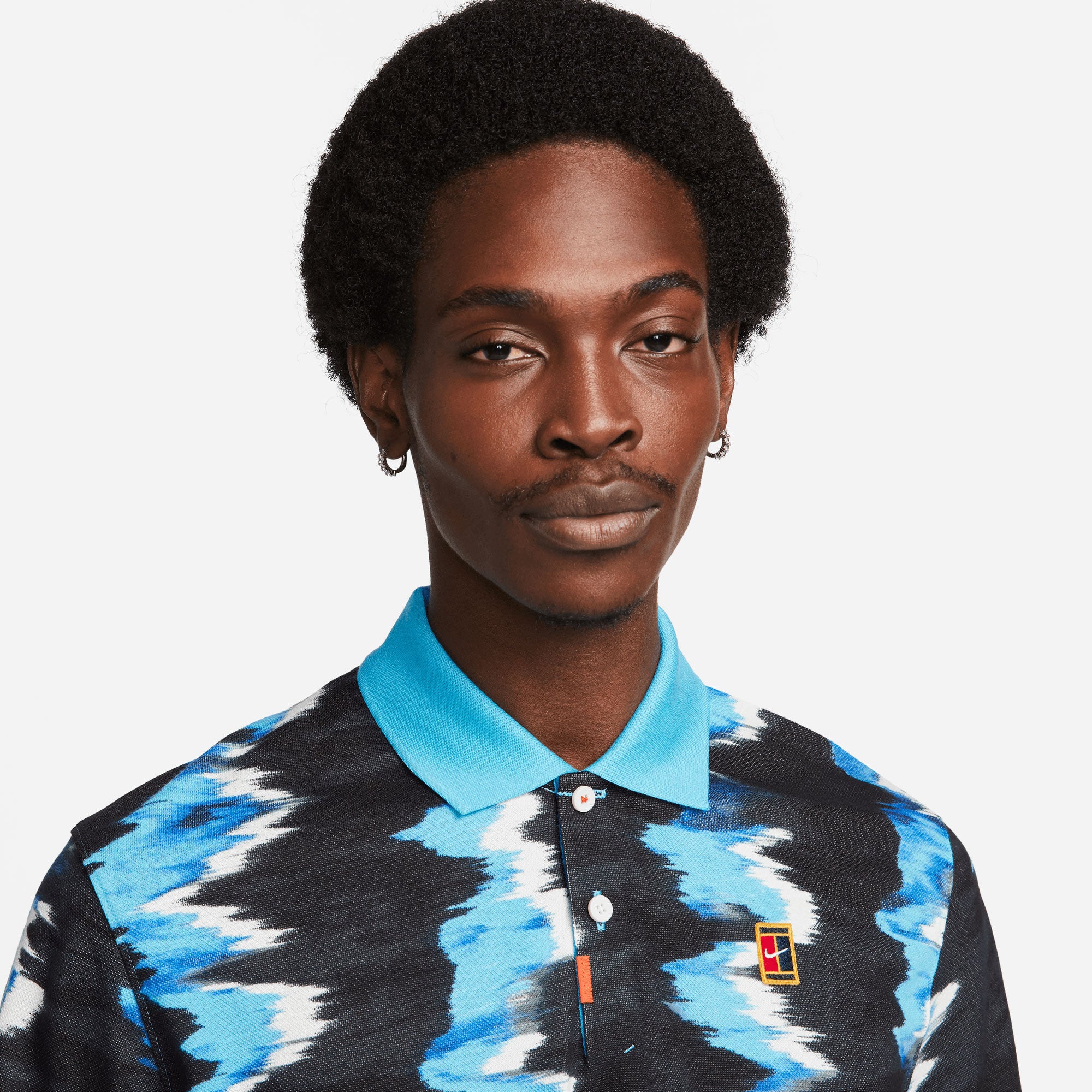 NikeCourt Dri-FIT Heritage Men's Slim-Fit Printed Tennis Polo - Image 3
