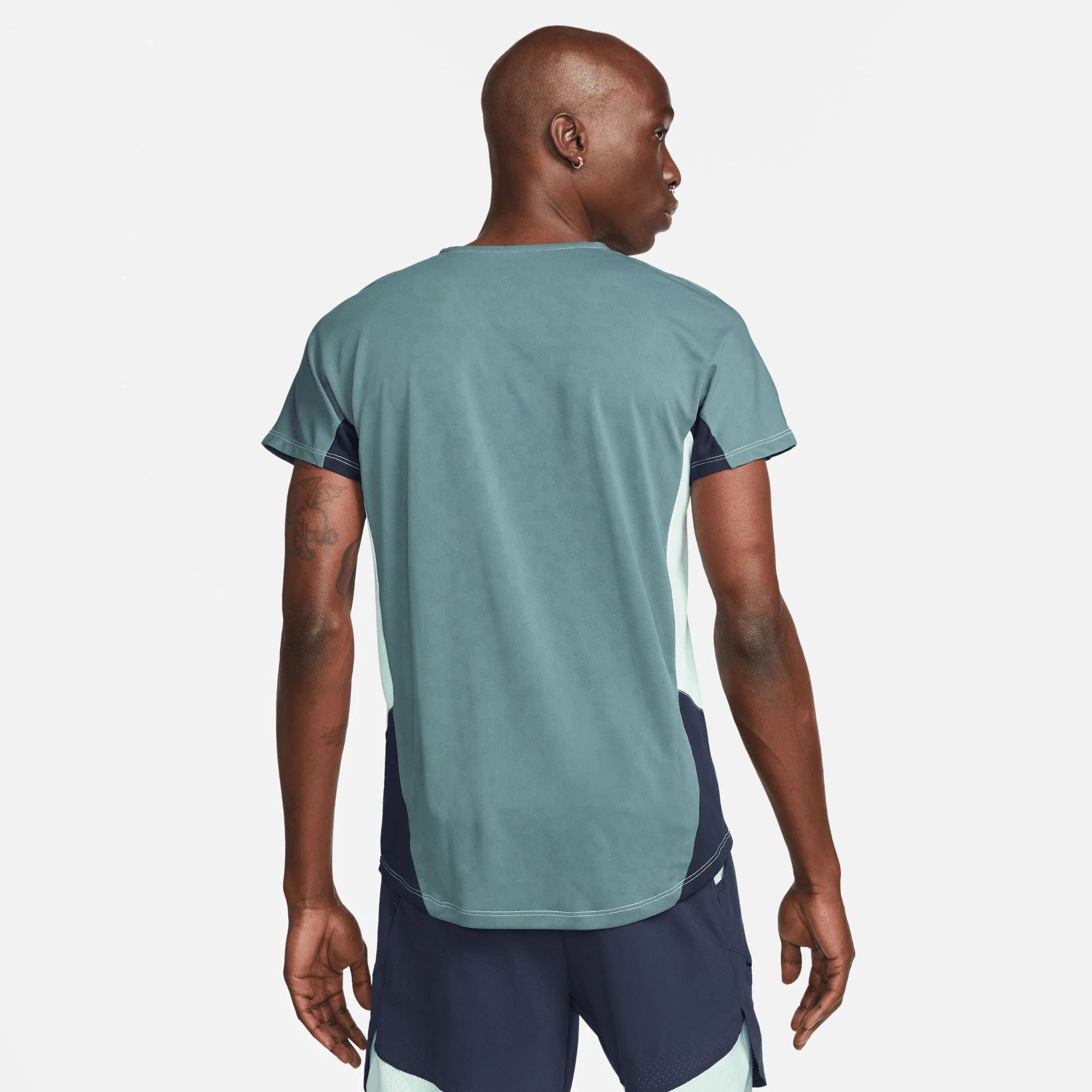 NikeCourt Dri-FIT Slam Paris Men's Tennis Shirt - Image 2