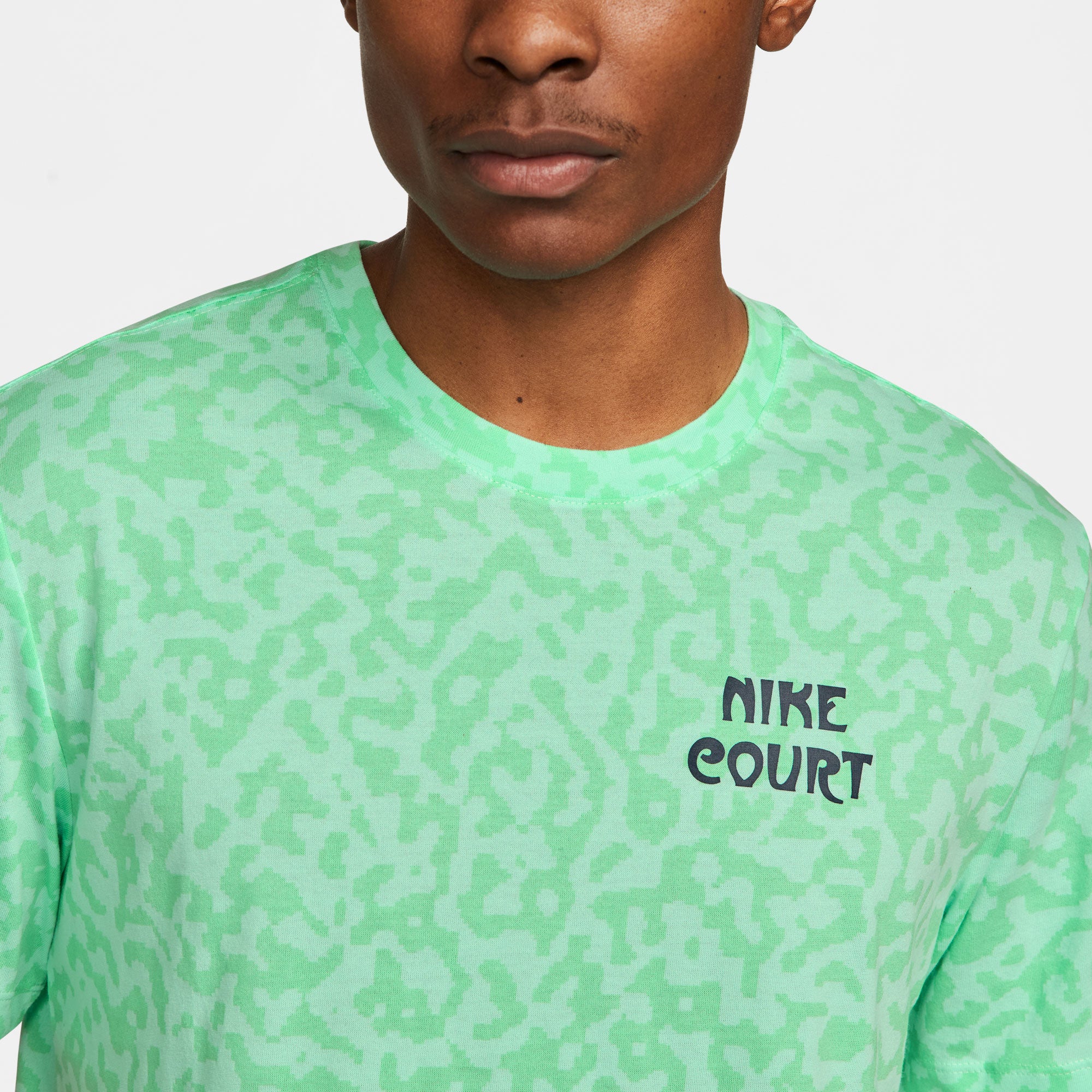 NikeCourt Dri-FIT Slam Paris Men's Tennis T-Shirt - Image 3
