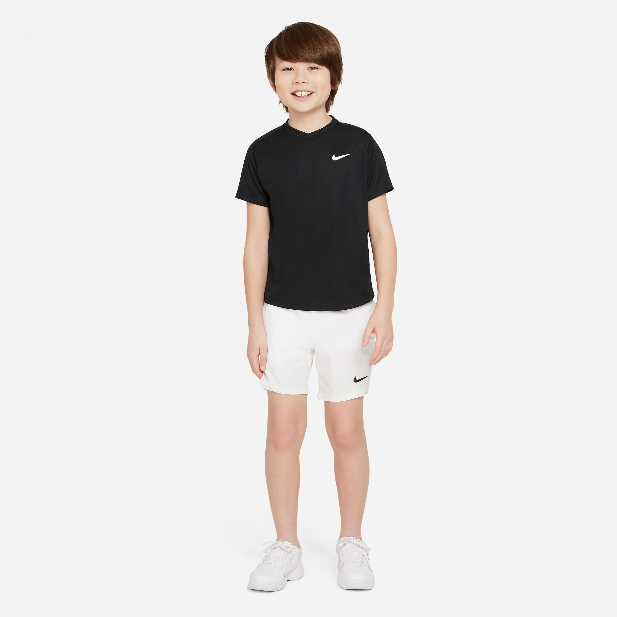 NikeCourt Dri-Fit Victory Boys' Tennis Shirt - Image 5