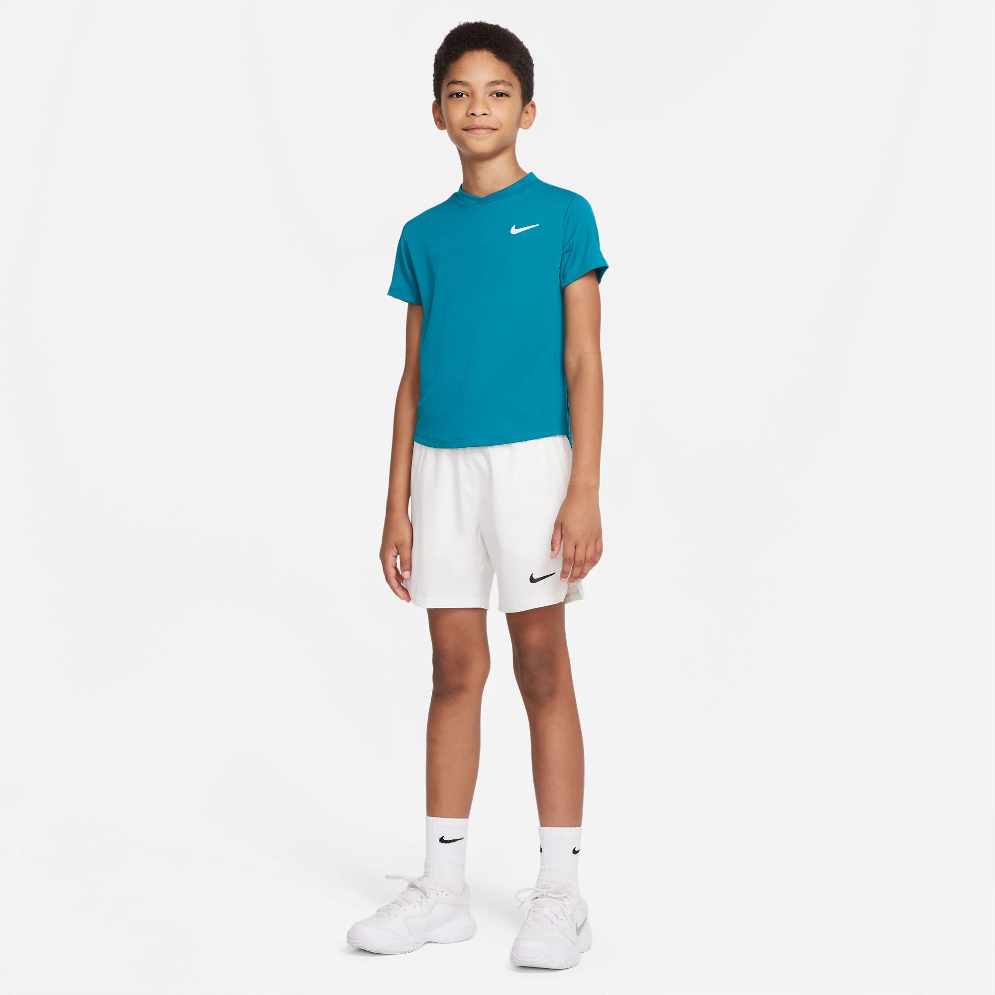 NikeCourt Dri-Fit Victory Boys' Tennis Shirt - Image 3